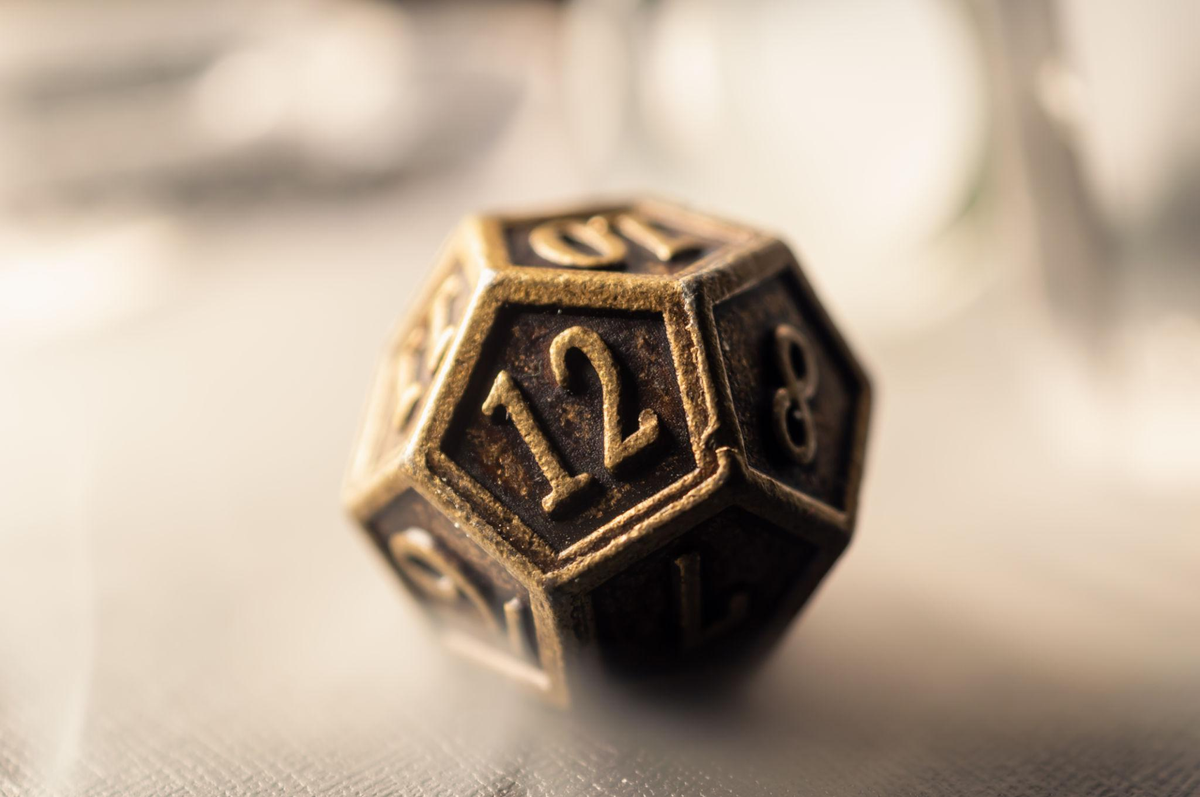 How Do You Read and Use a D12 Die?