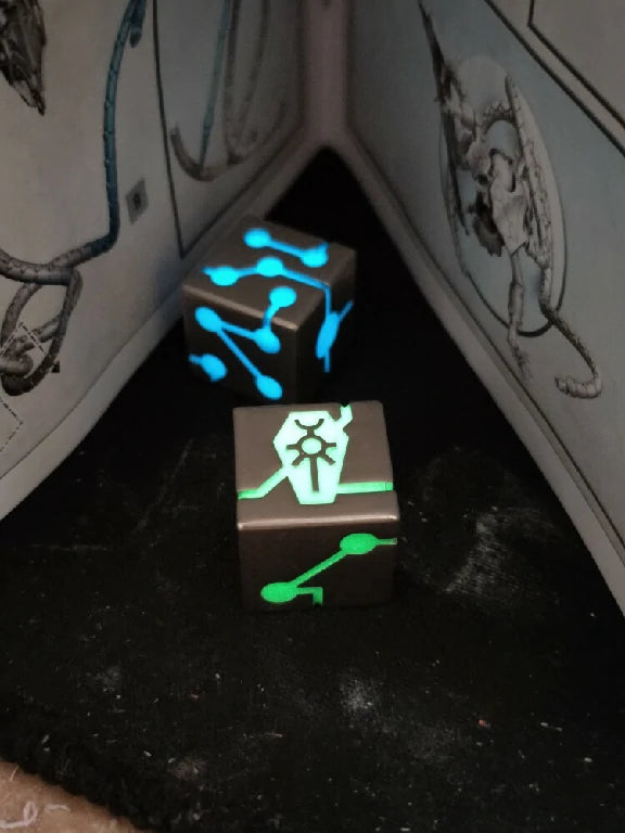Warhammer 40K Necrons Metal Fluorescent D6 Dice
