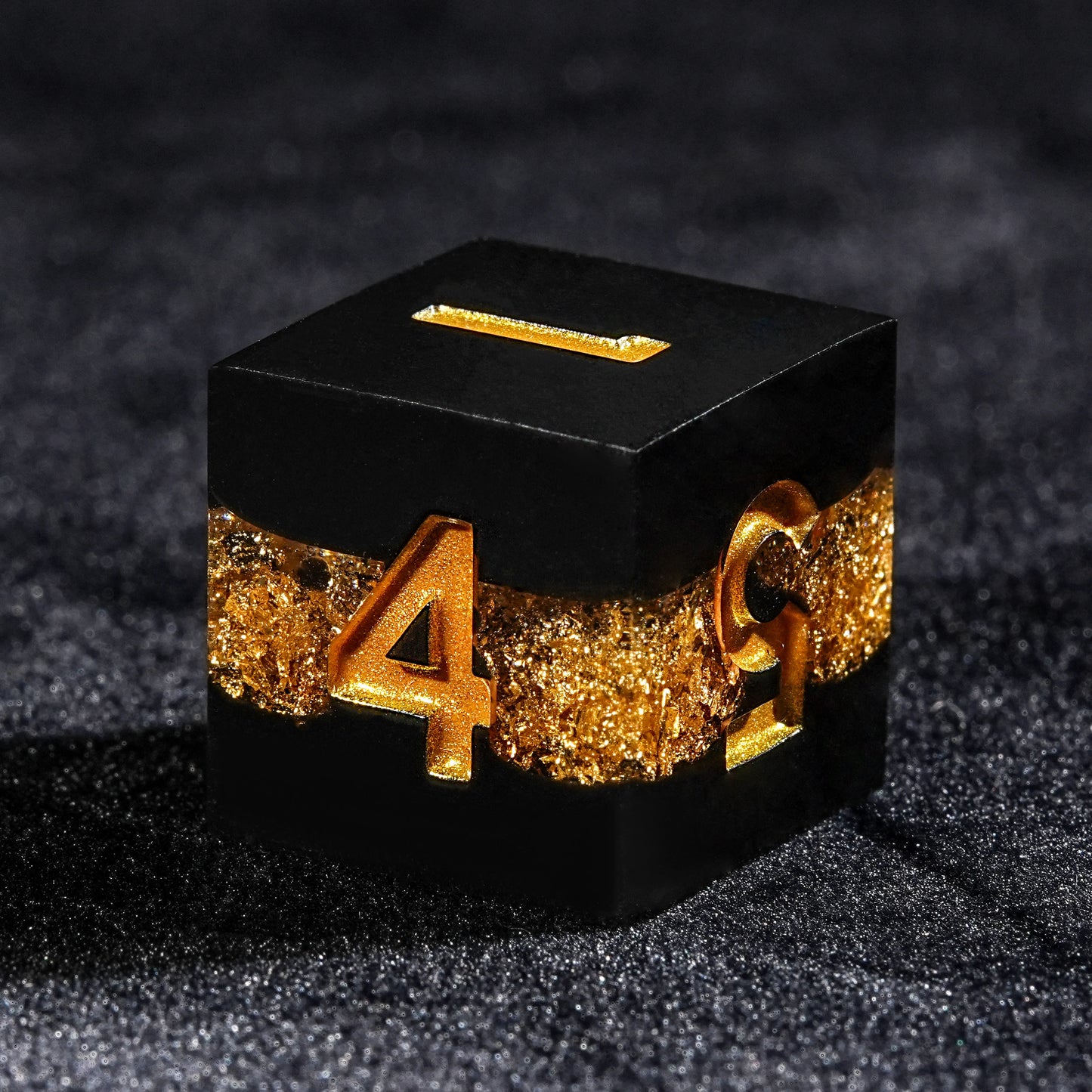 Gold Flare River - Resin dnd D6 Dice + Gold Font | Bear Dice