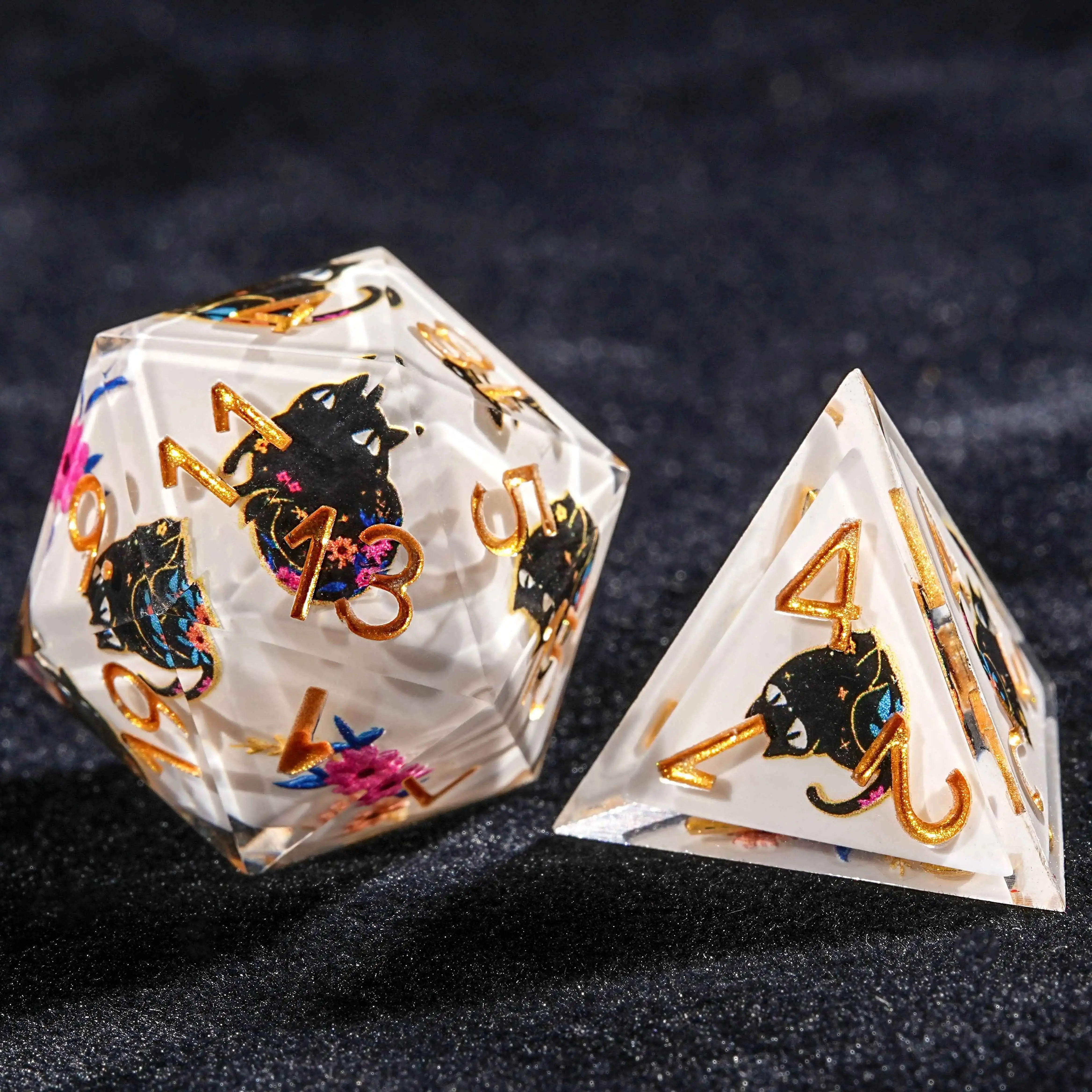 Egyptian Pharaoh Flowers Black Cat White Resin Sharp Edge DND D20 Dice + D4 Dice+ Gold Font | Bear Dice