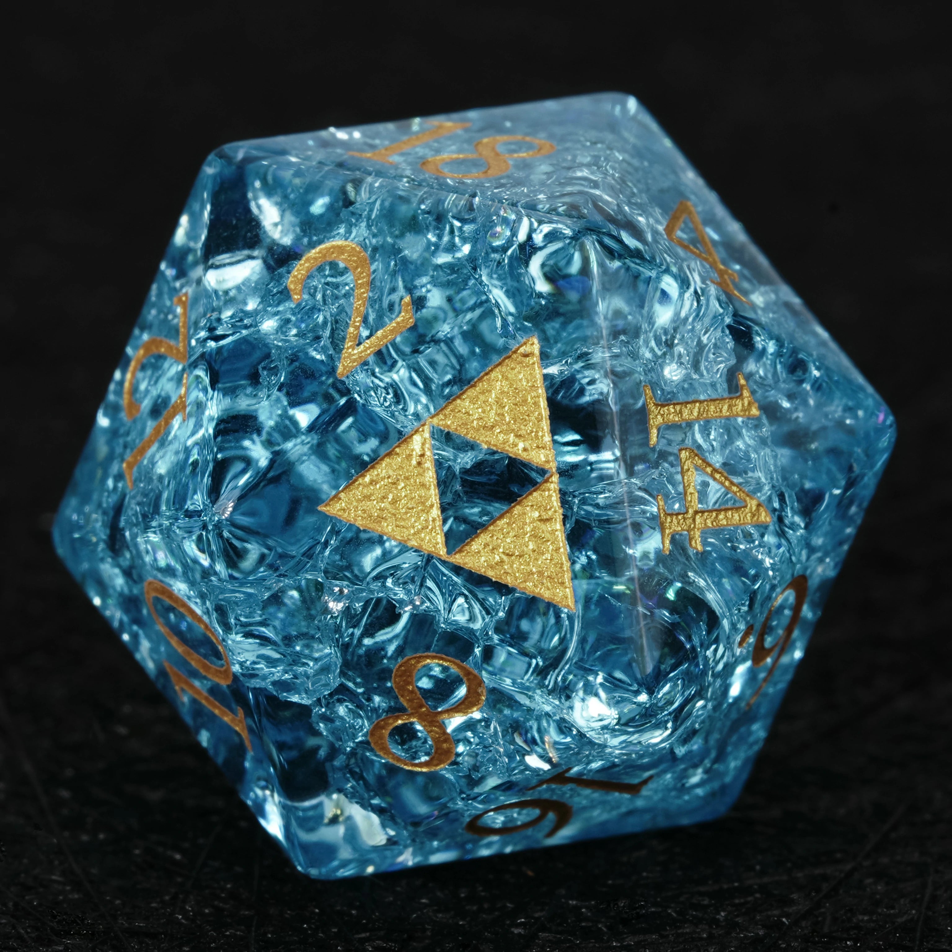 Crackle-Effect Aquamarine Galss Dice Set