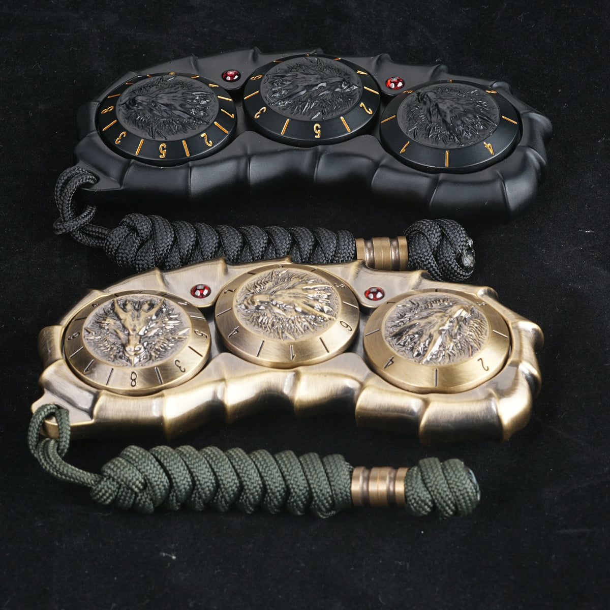 Cool 7-in-1 Metal Rotating Handheld Dice