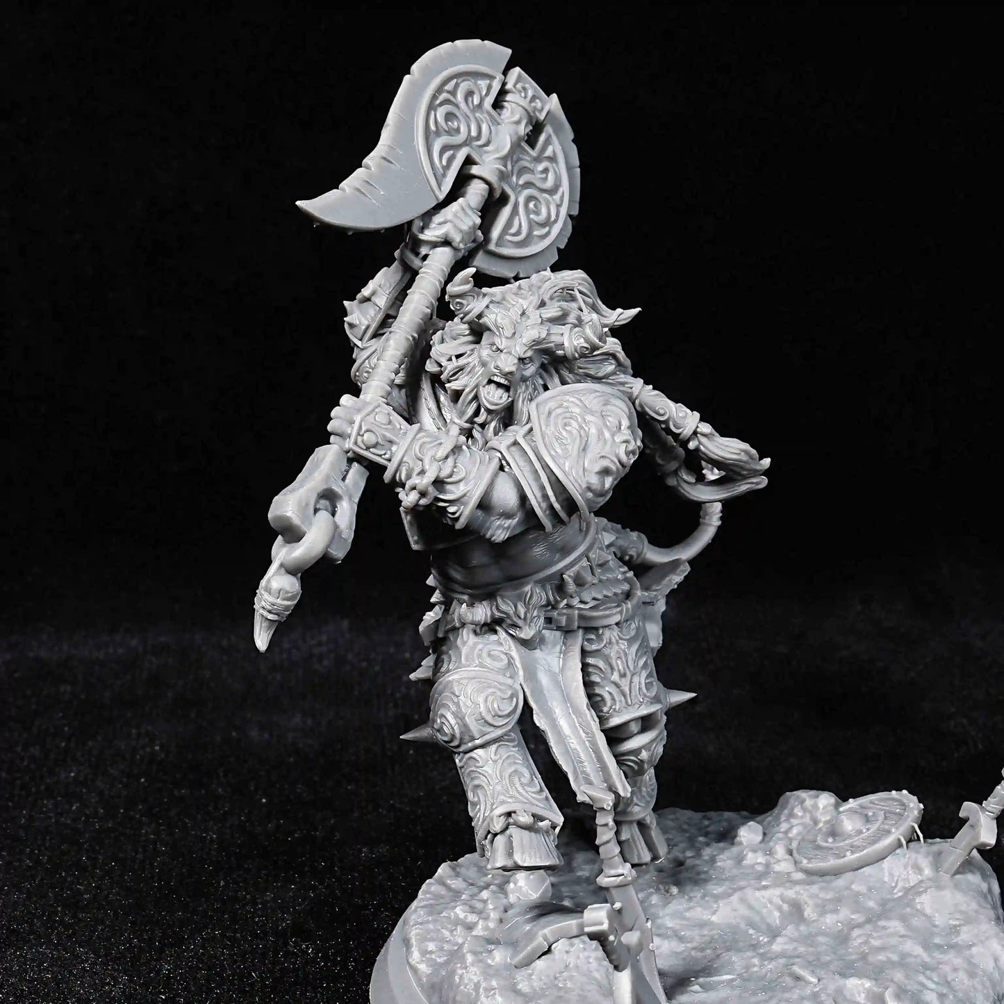Heavy Minotaur Warrior DND Character Miniature Model