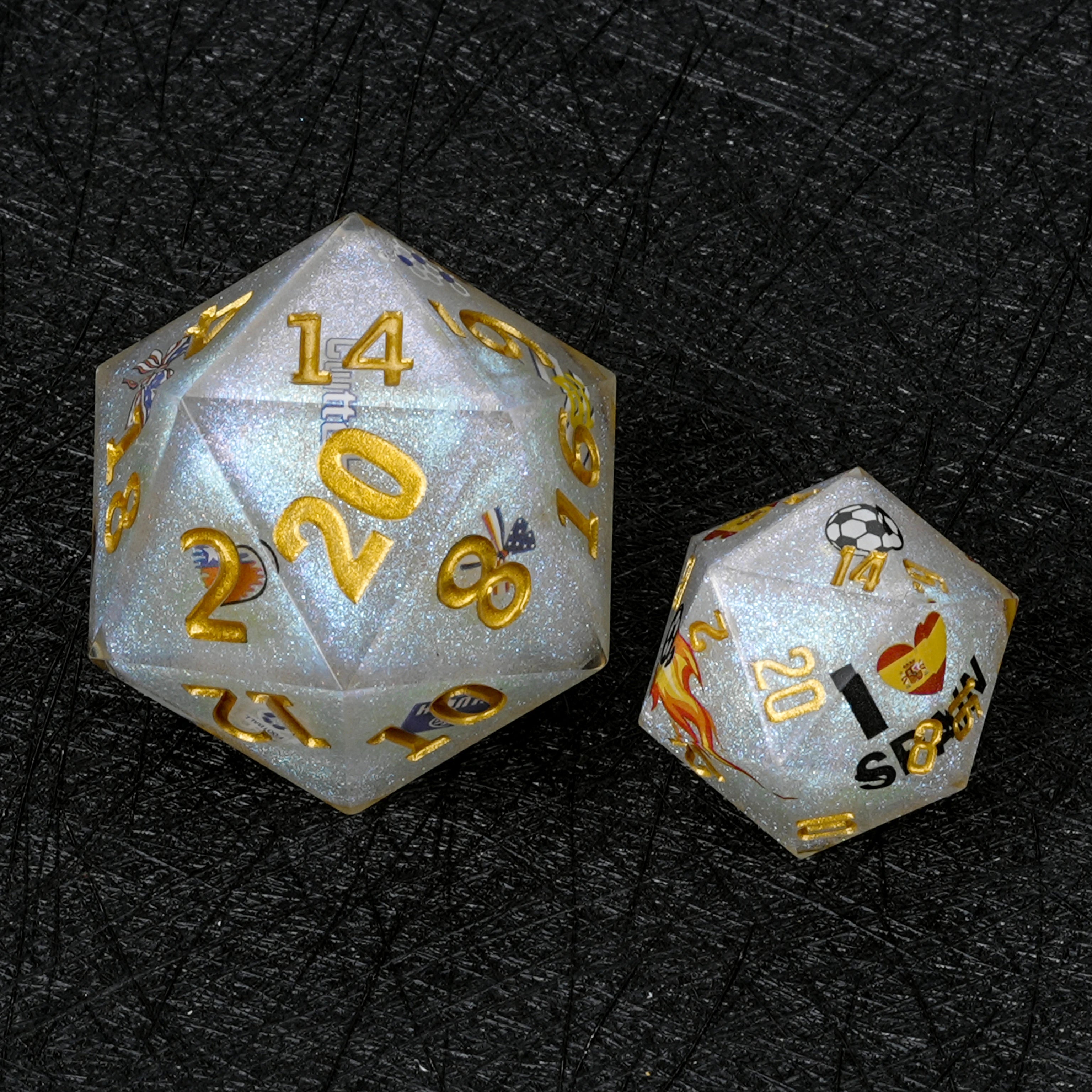 35mm World Cup USA Soccer White Glitter Resin Large D20 Dice