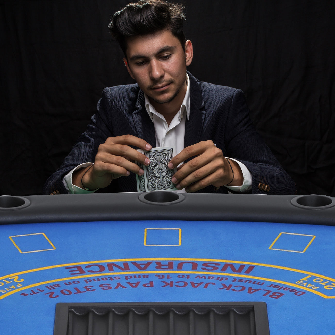 72-Inch Foldable Portable Poker Table – Suitable for Casino-Style Blackjack & Poker | Bear Dice