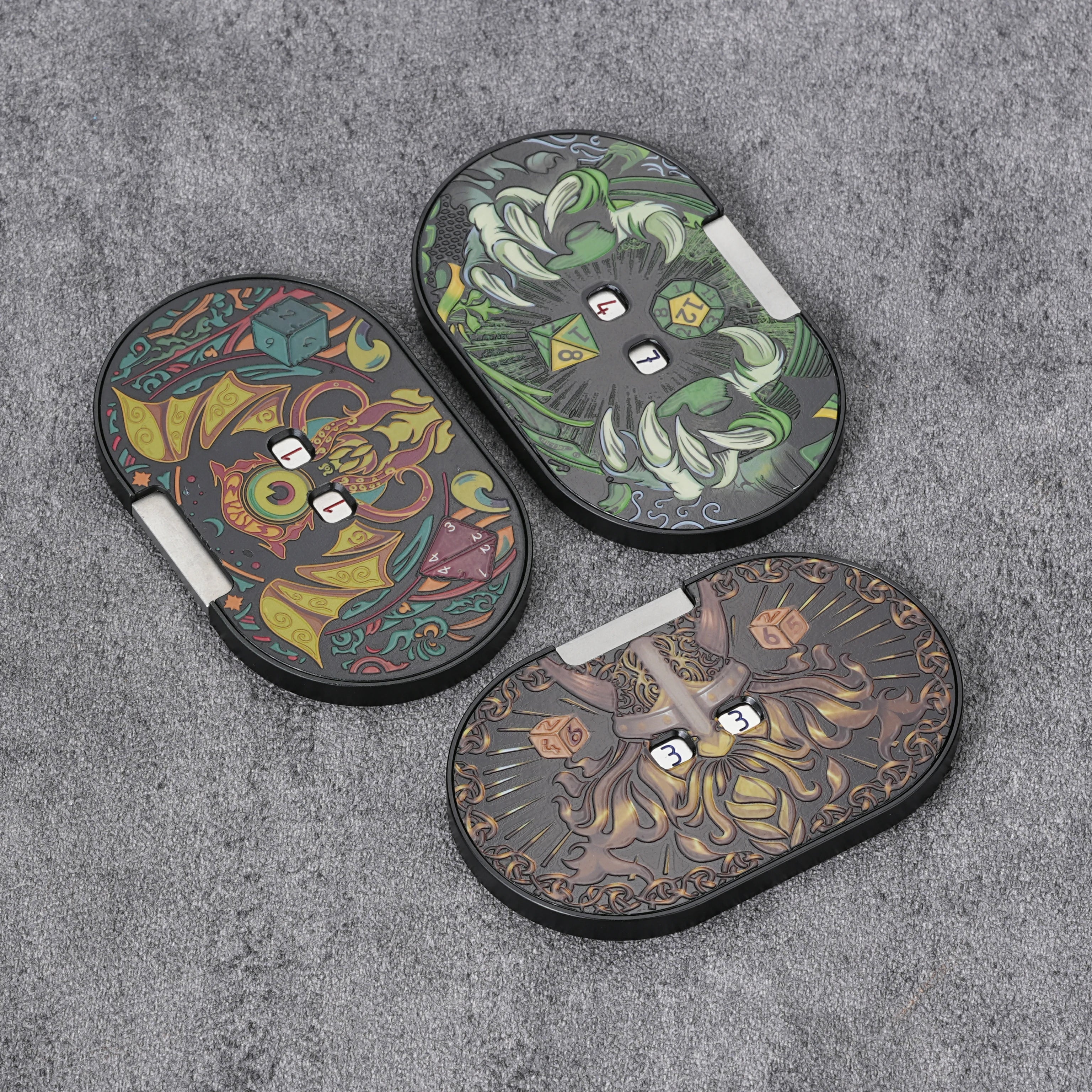 Wild Druid Green Claw Metal Spinner Dice