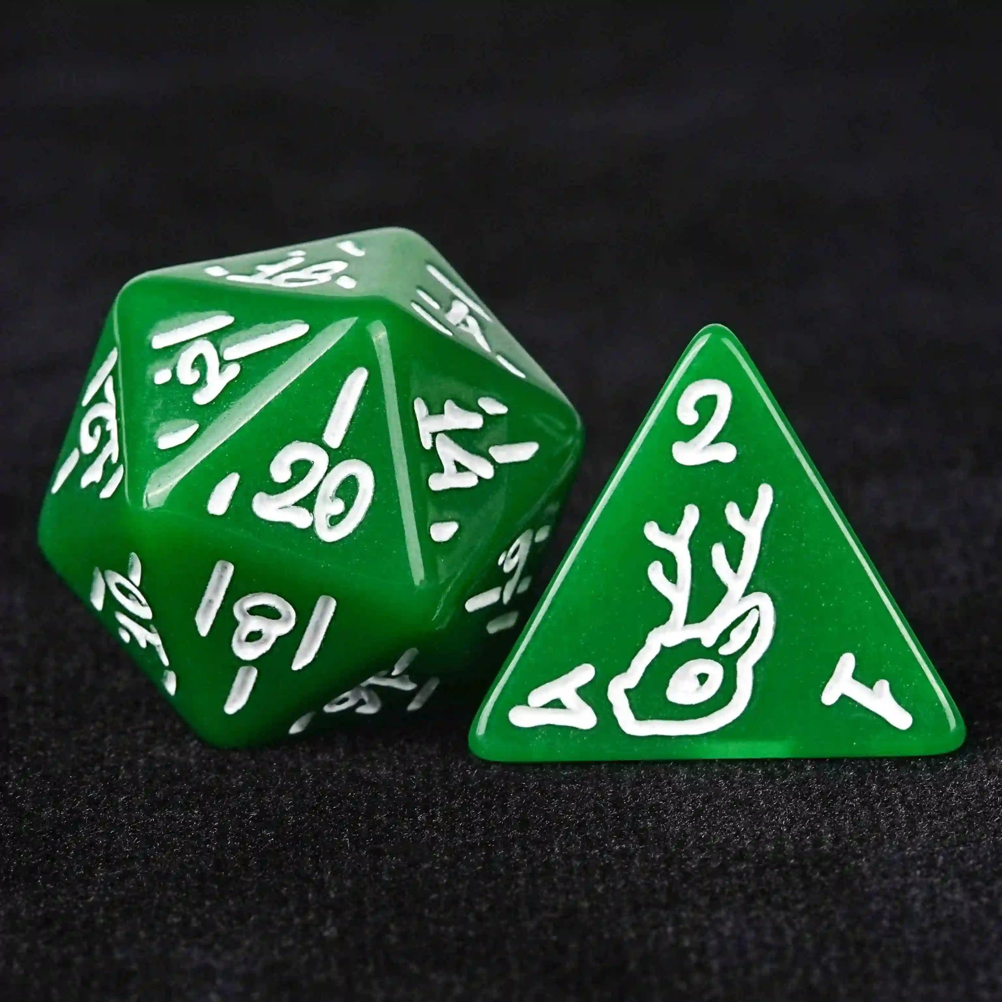 Christmas gift: Green acrylic Christmas DND D20 and D4 dice, engraved with white snowflakes, deer, Christmas trees, and other Christmas designs | Bear Dice