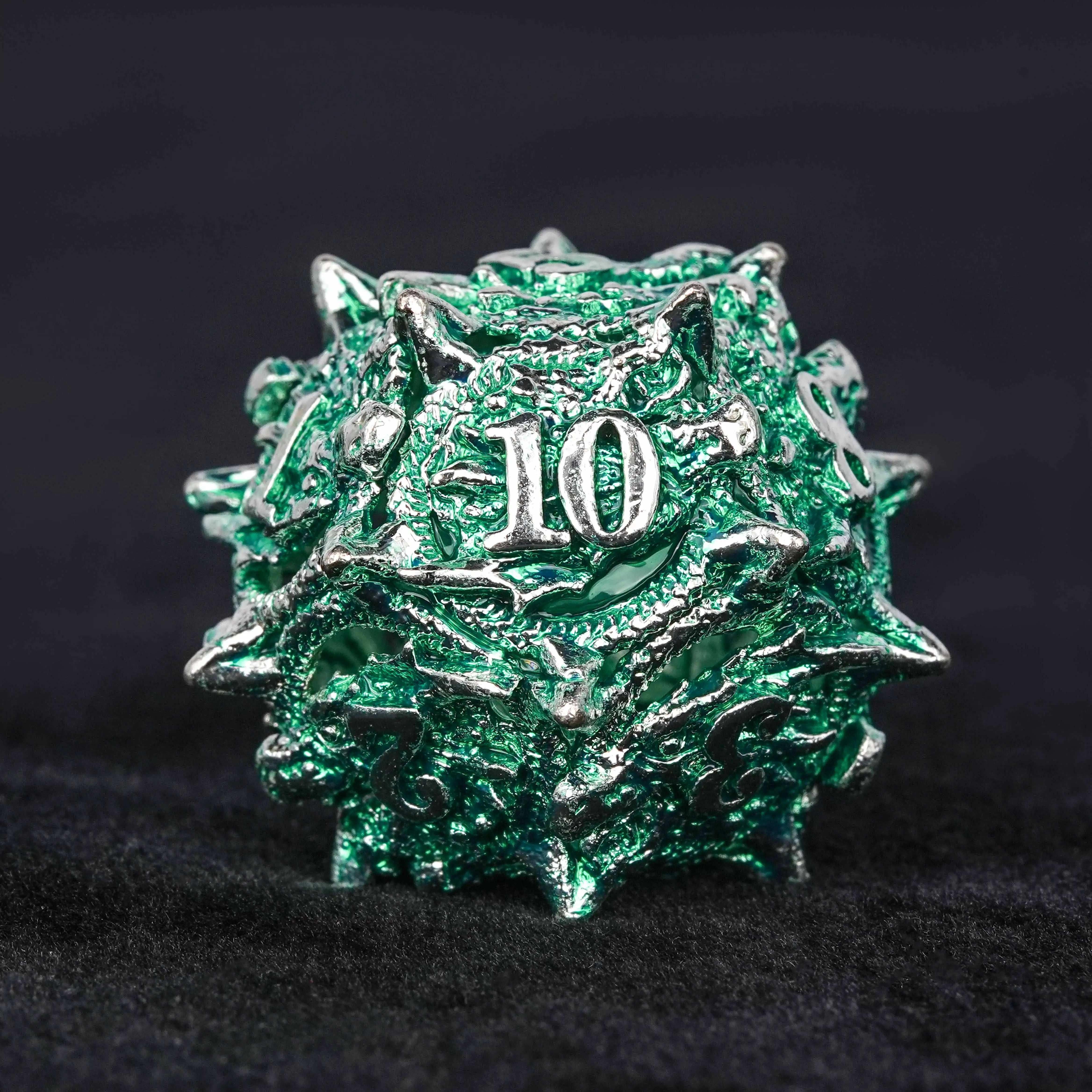 Mystic Symbol - Skull Metal Dragon d12 Dice + Silver Green | Bear Dice