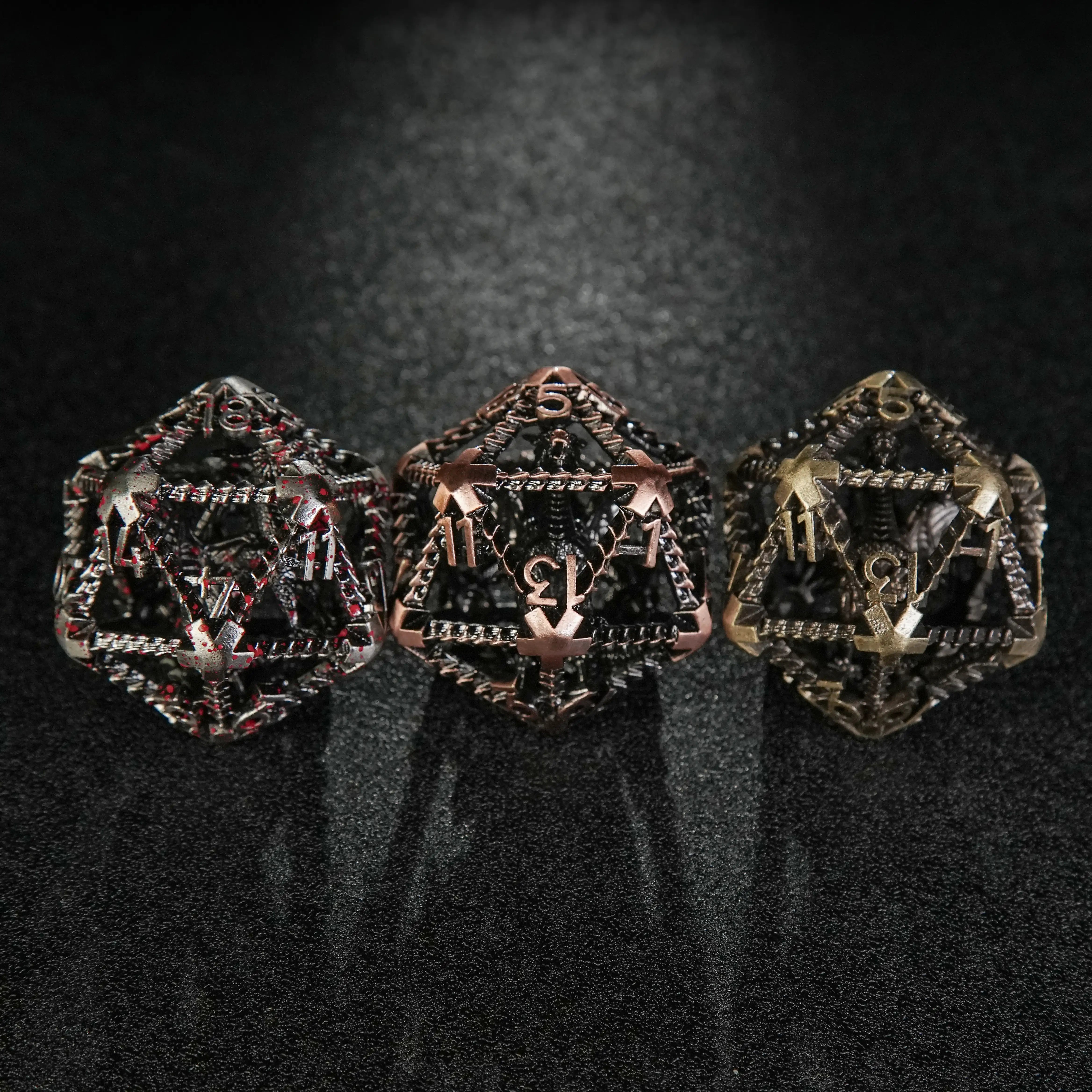 40mm 3D Metal Flying Dragon Hollow Giant D20 Dice| Bear Dice
