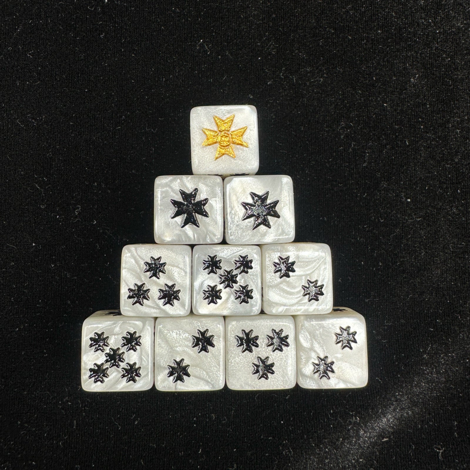 Warhammer 40K Templar White Pearlescent Acrylic D6 Dice