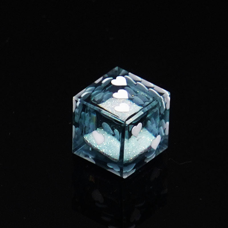 D6 Heart Pip Quicksand Dice – Premium Resin Glitter Dice for DND & TTRPG 18mm | Bear Dice