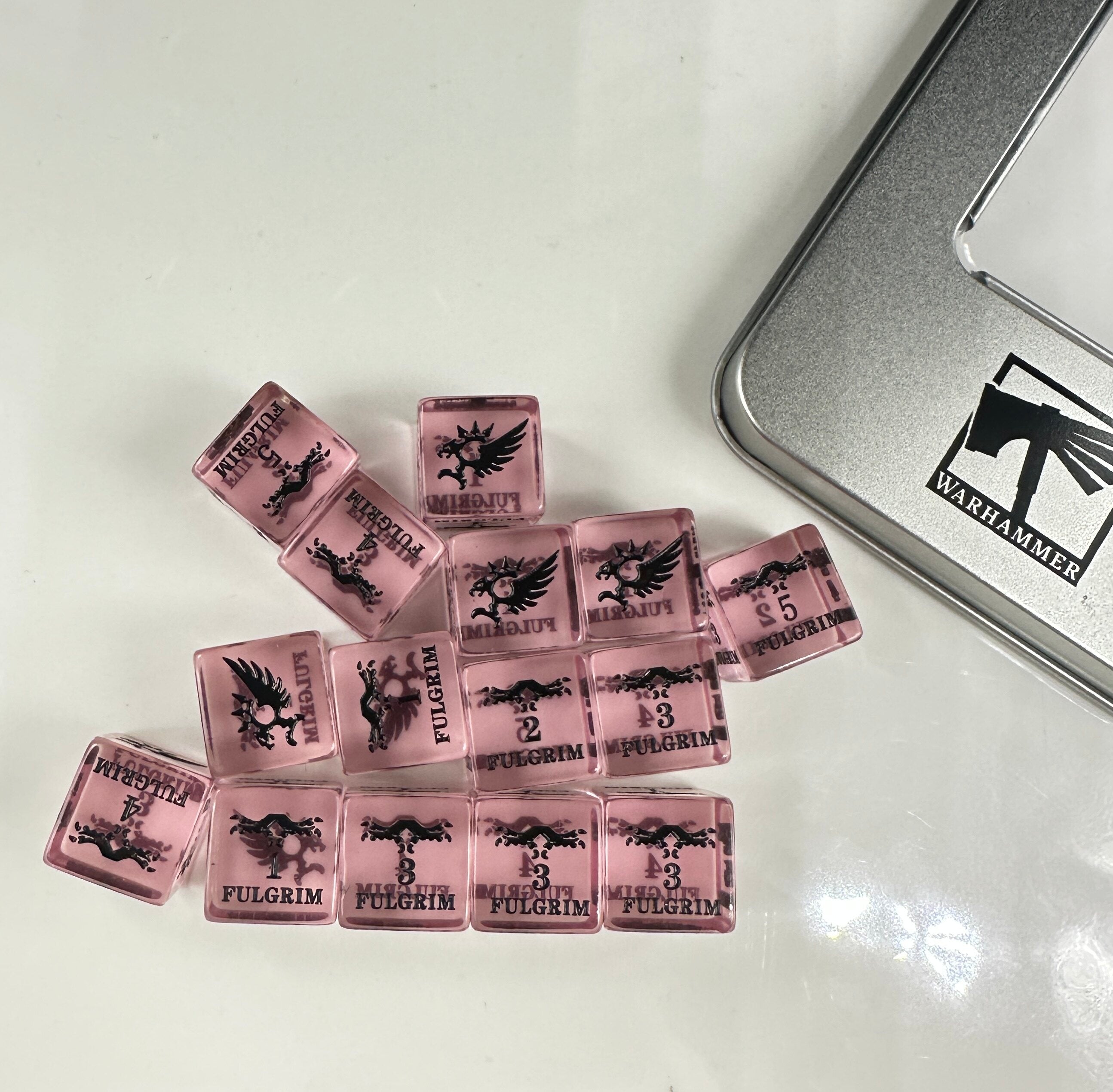 Warhammer 40K Emperor's Children Fulgrim Pink Acrylic D6 Dice