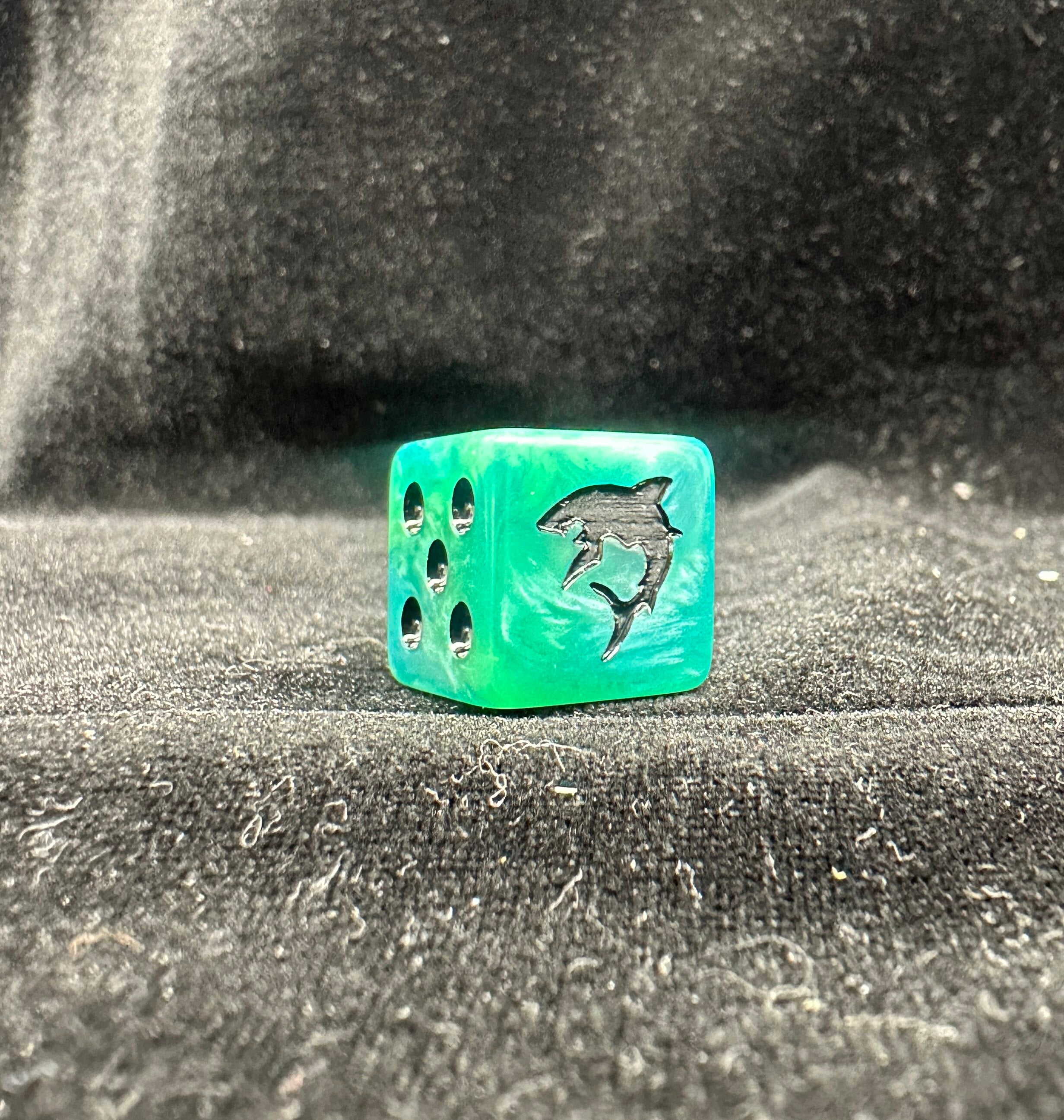 Warhammer 40K Idoneth Deepkin Blue Pearlescent Acrylic D6 Dice