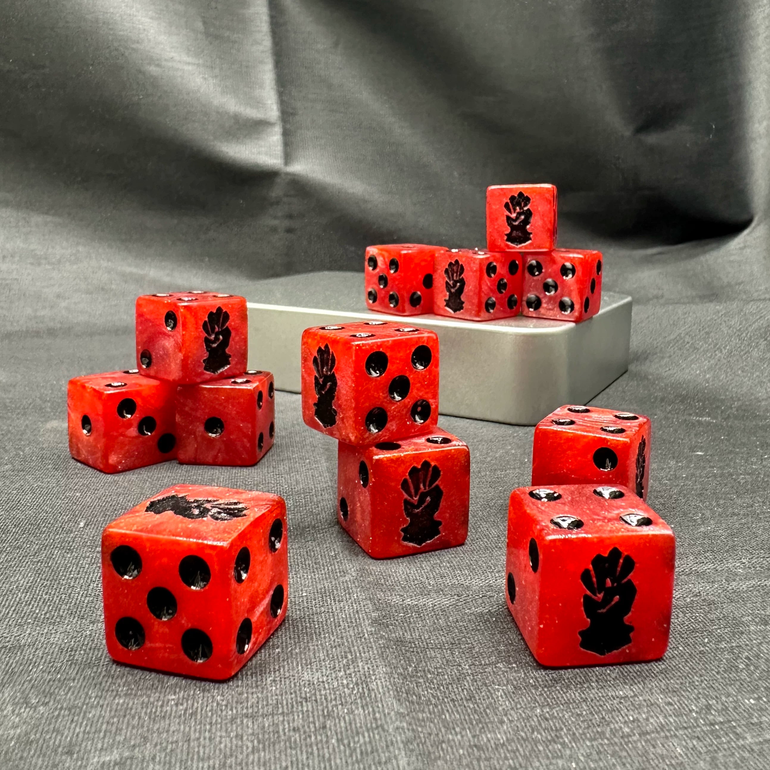 Warhammer 40K Warhammer 40000: Red Corsairs Dice CSM: RED CORSAIRS DICE