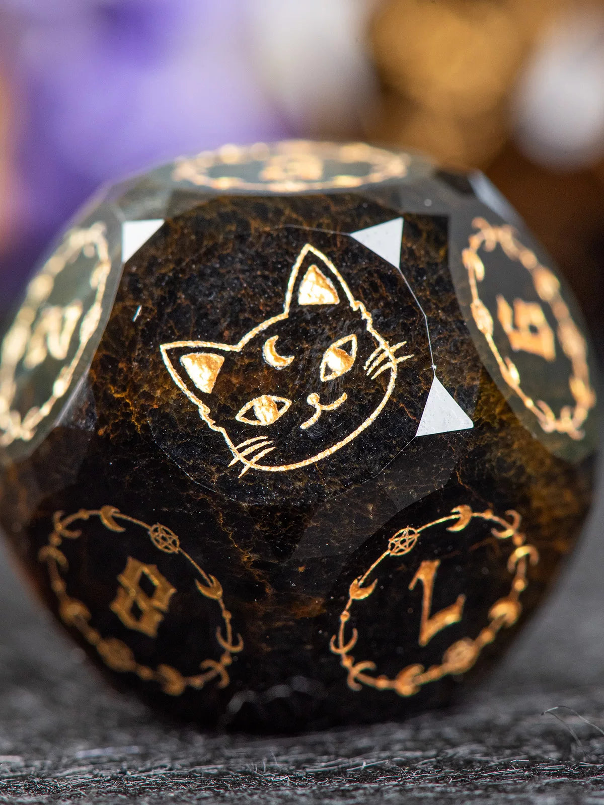 Natural stone multi-faceted yellow blue tiger cat pattern dnd dice COC running group dice board game color 20 face color