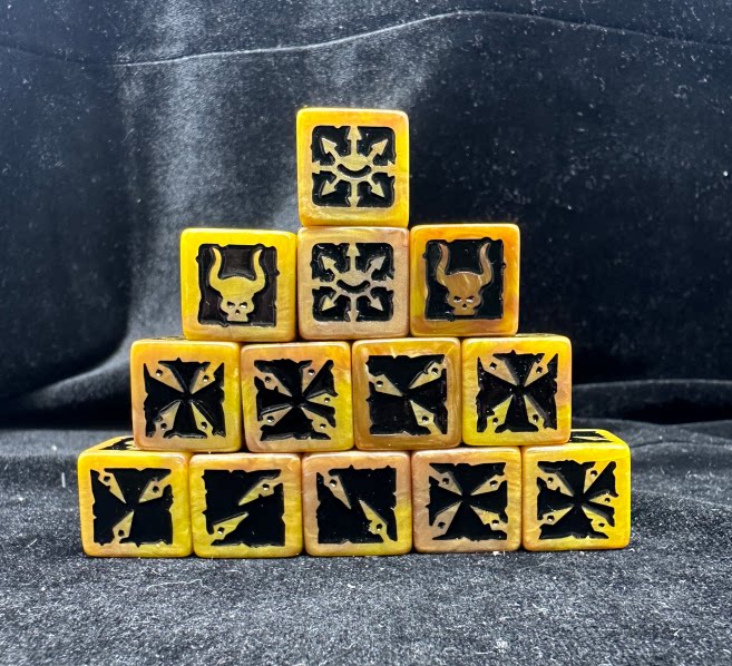 Warhammer 40K Black Legion Chaos Yellow Acrylic D6 Dice