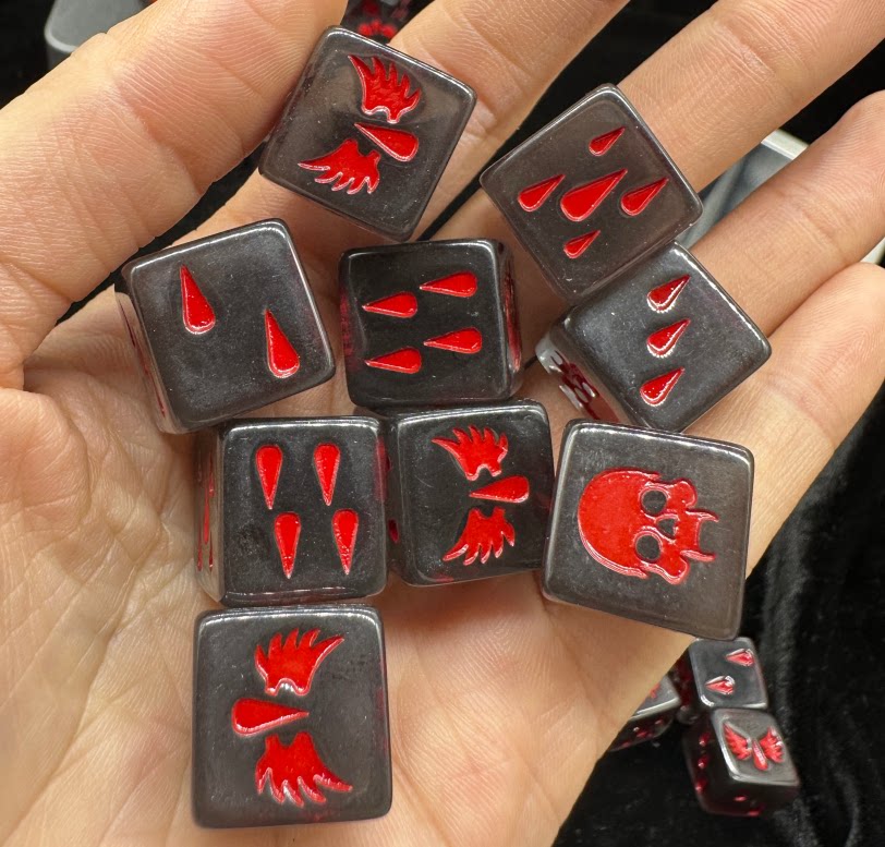 Warhammer 40K Blood Angels Grey Pearlescent Acrylic D6 Dice Set
