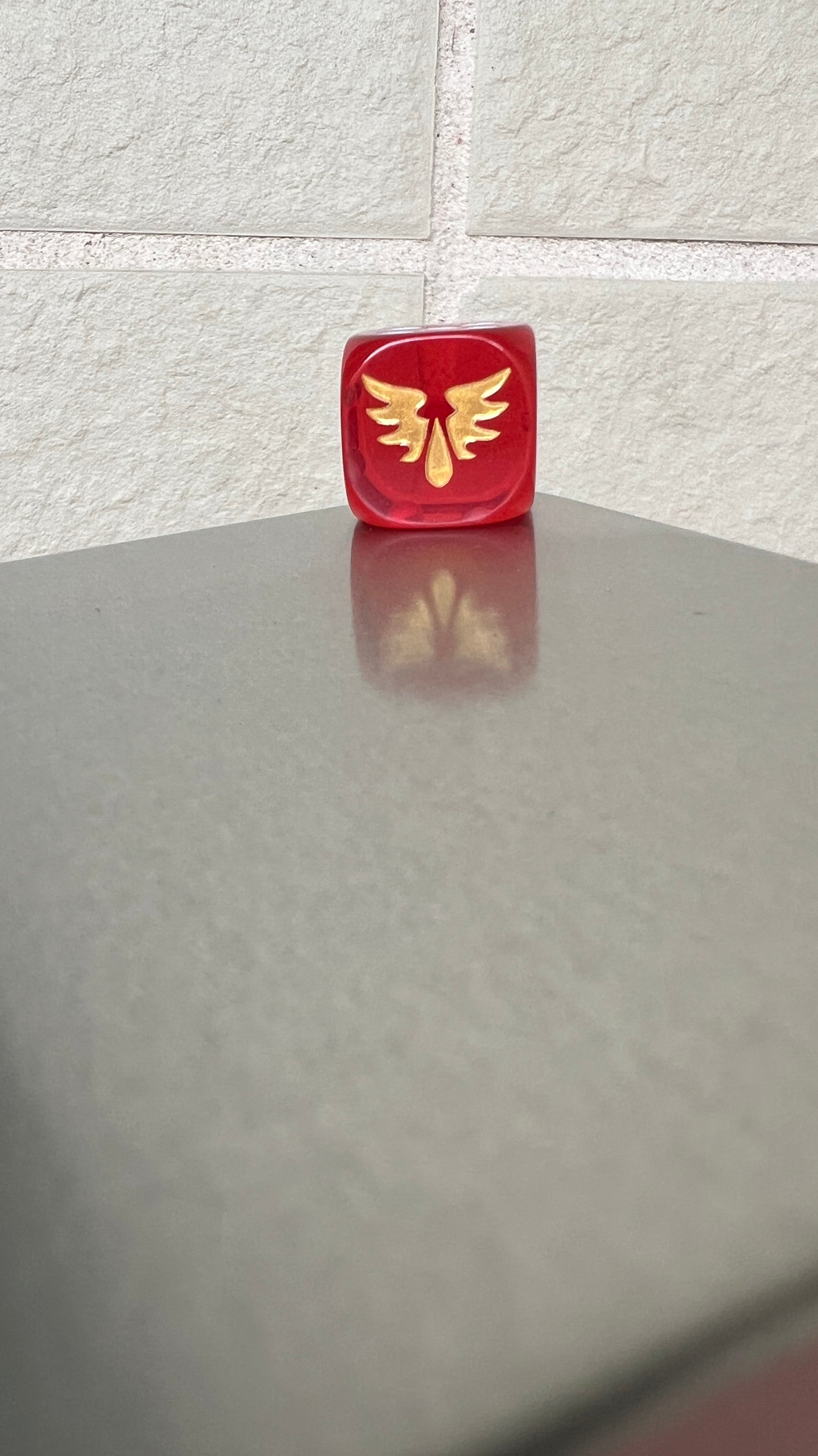 Warhammer 40K Blood Angels Red Transparent Acrylic D6 Dice + White Dots