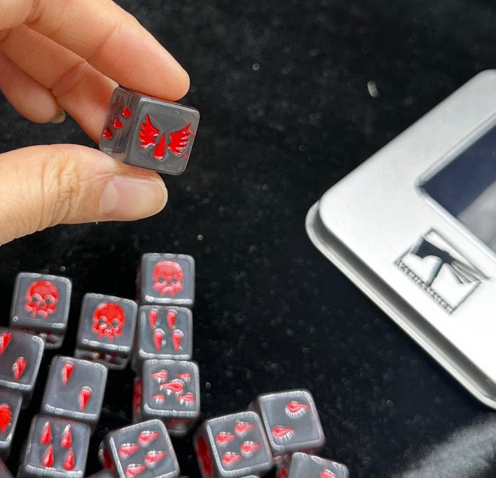 Warhammer 40K Blood Angels Grey Pearlescent Acrylic D6 Dice Set
