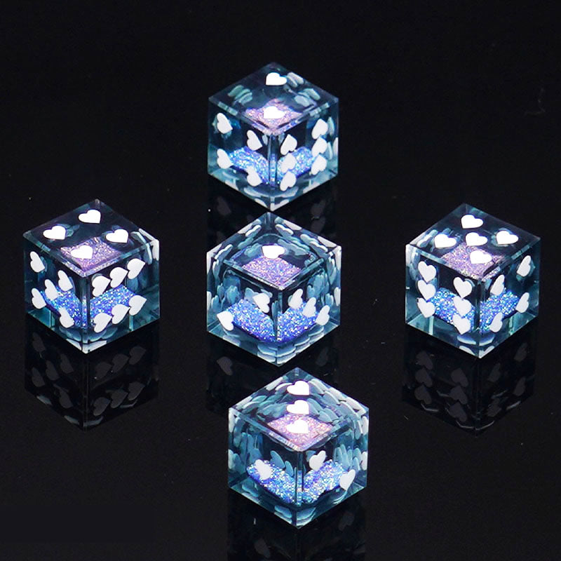 D6 Heart Pip Quicksand Dice – Premium Resin Glitter Dice for DND & TTRPG 18mm | Bear Dice