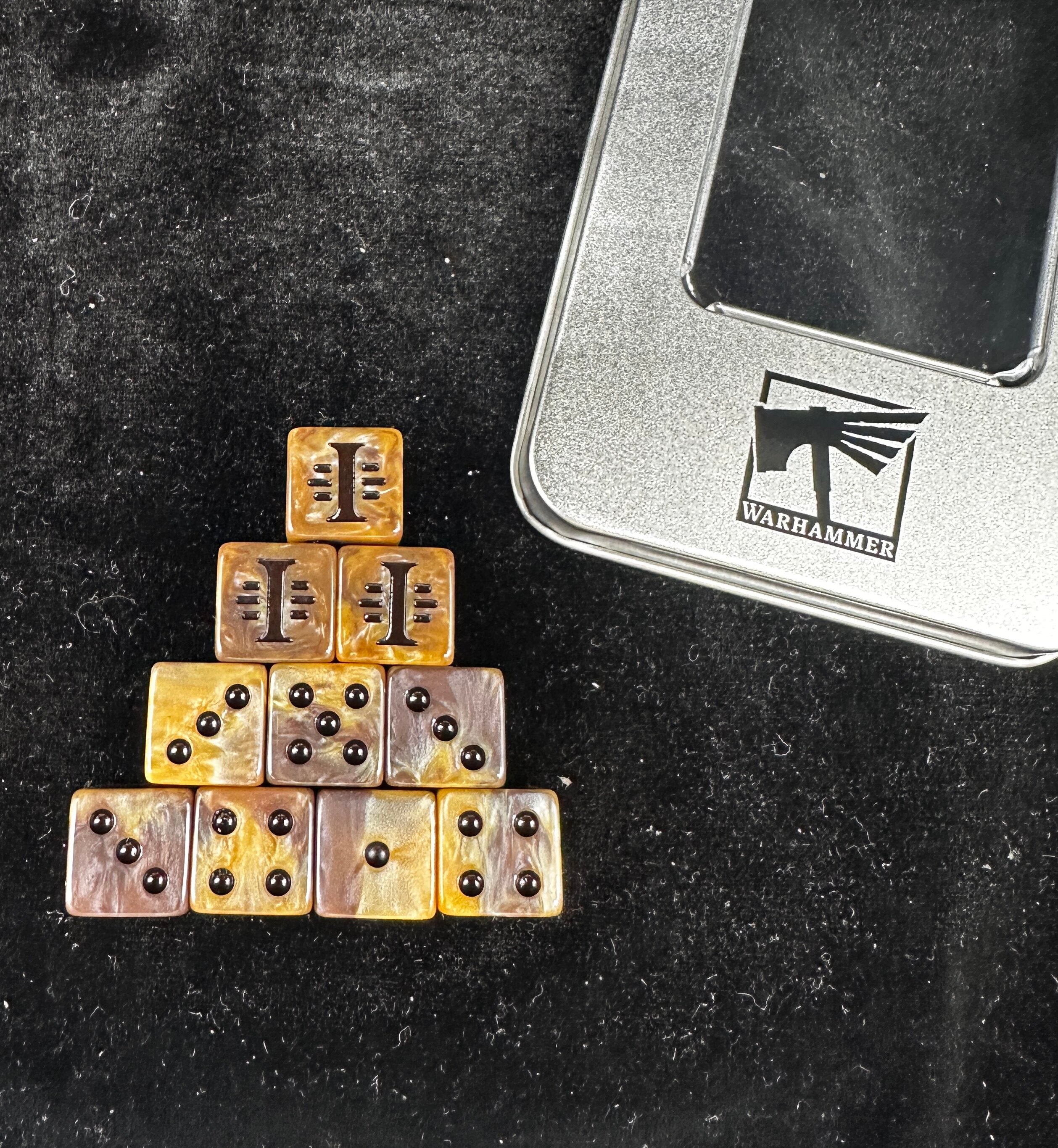 Warhammer Inquisition Dice | Imperial Agents D6 Dice Set – Amber Marble Acrylic