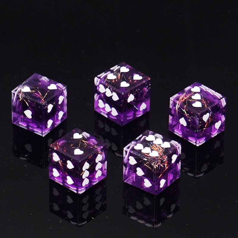 D6 Heart Pip Quicksand Dice – Premium Resin Glitter Dice for DND & TTRPG 18mm | Bear Dice