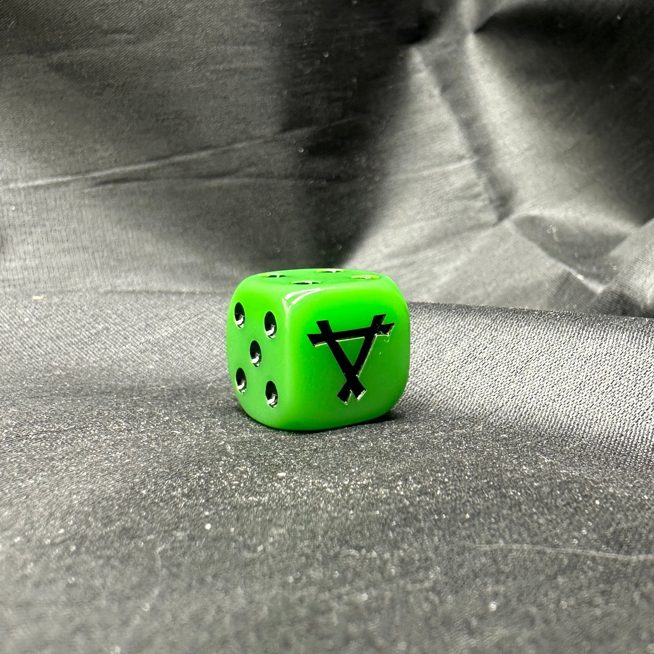 Warhammer 40K Skaven Green Acrylic D6 Dice Set