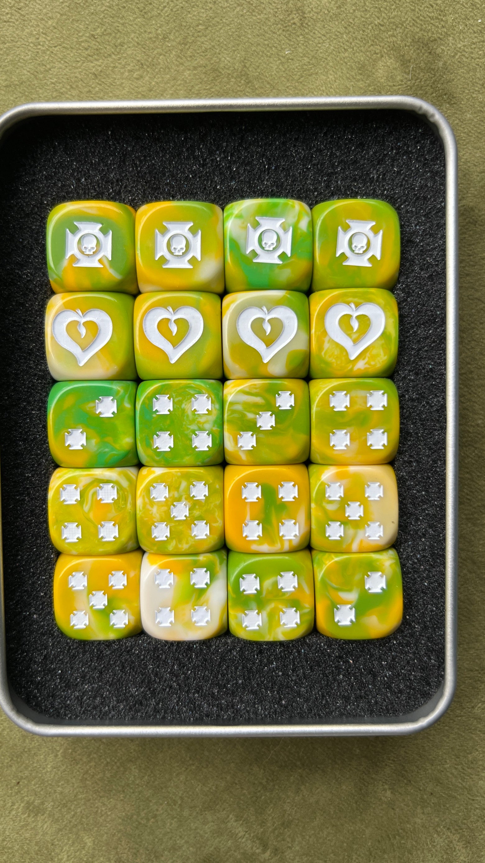 Warhammer 40K Adepta Sororitas Yellow Green Marble Resin D6 Dice Set