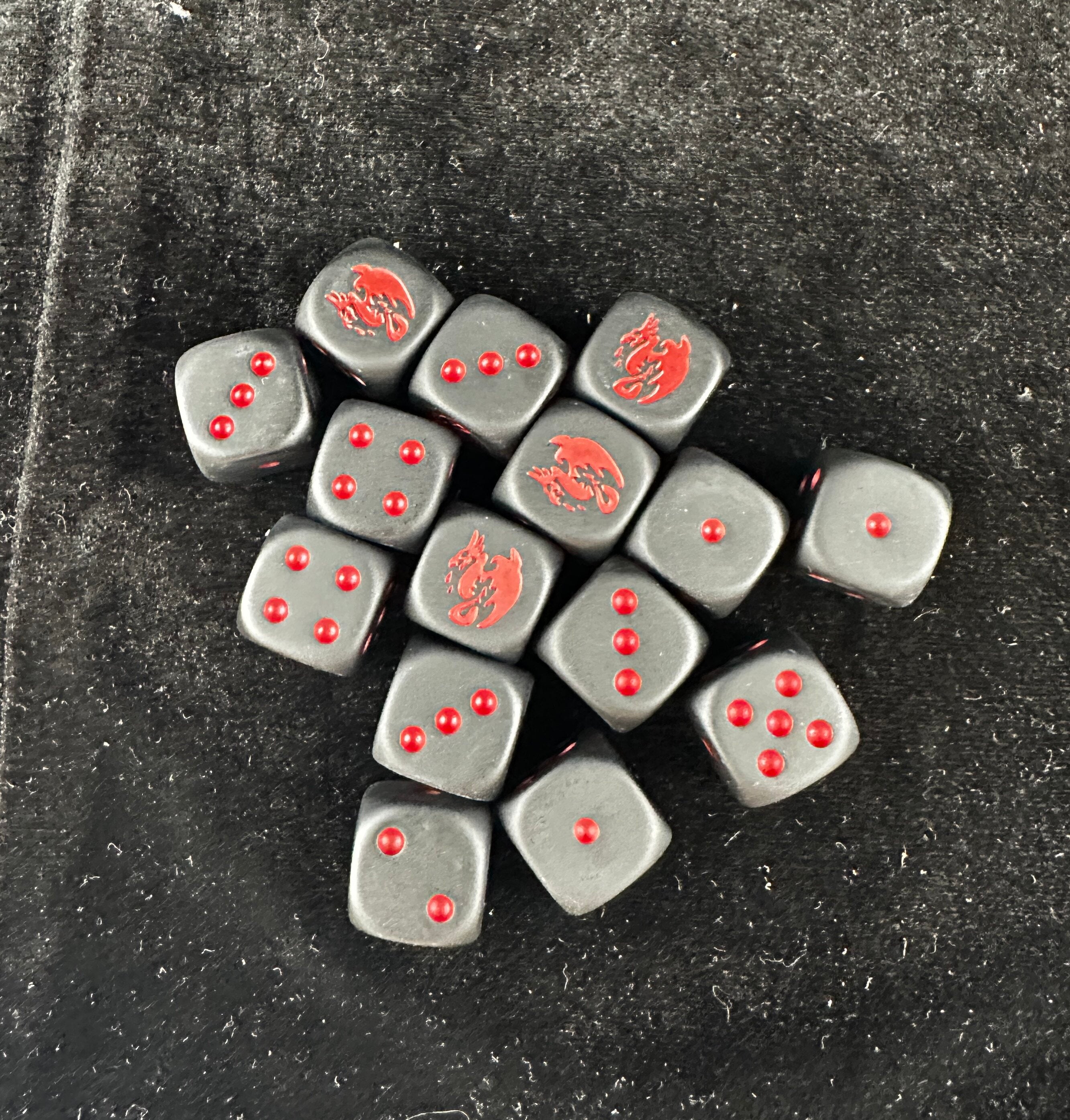 Warhammer 40K Vampire Dice – Soul Wither Tomb Lord D6 Set | Matte Black & Red