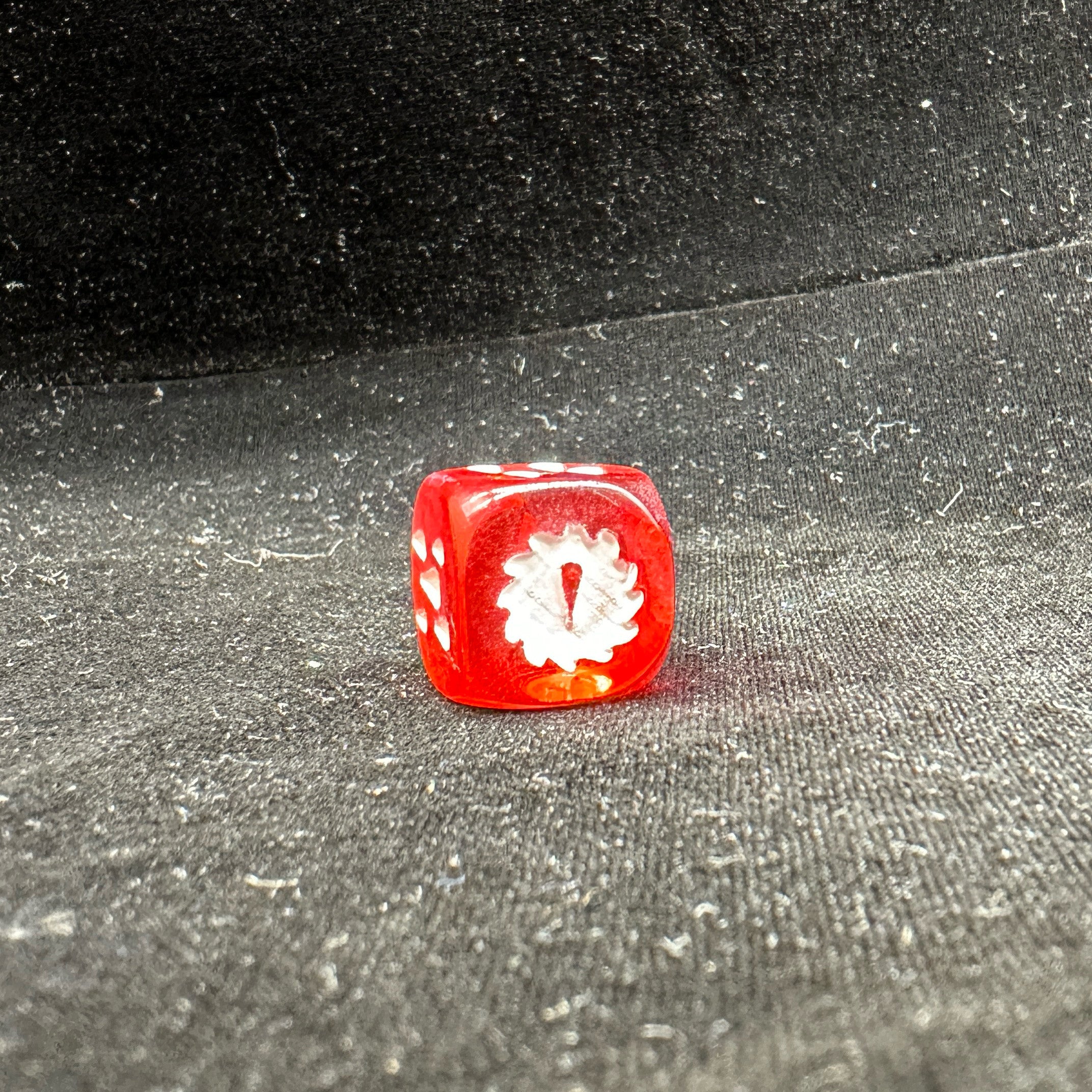 Warhammer 40K Blood Angels Red Transparent Acrylic D6 Dice