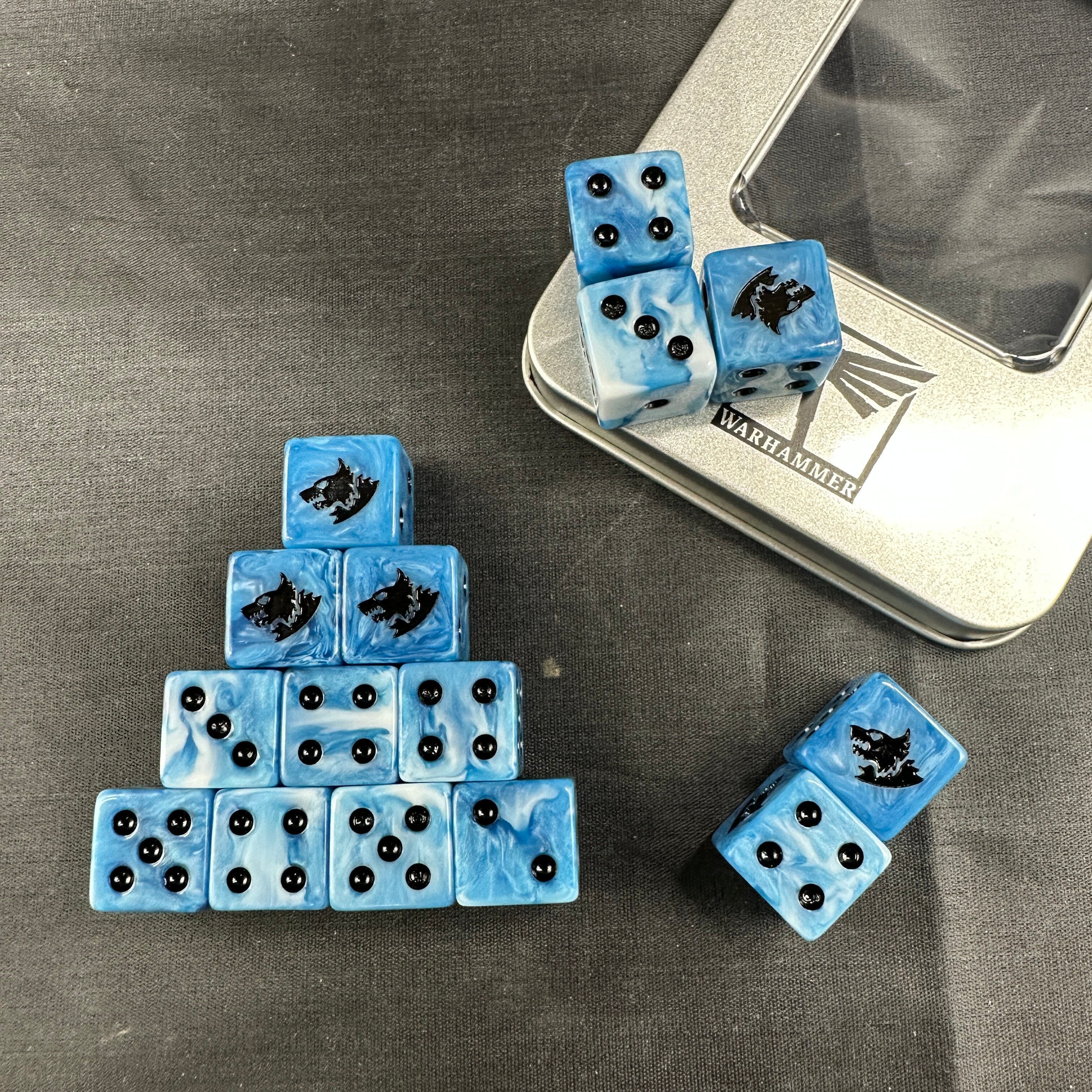 Warhammer 40K Space Wolves Blue Marble Acrylic D6 Dice Set