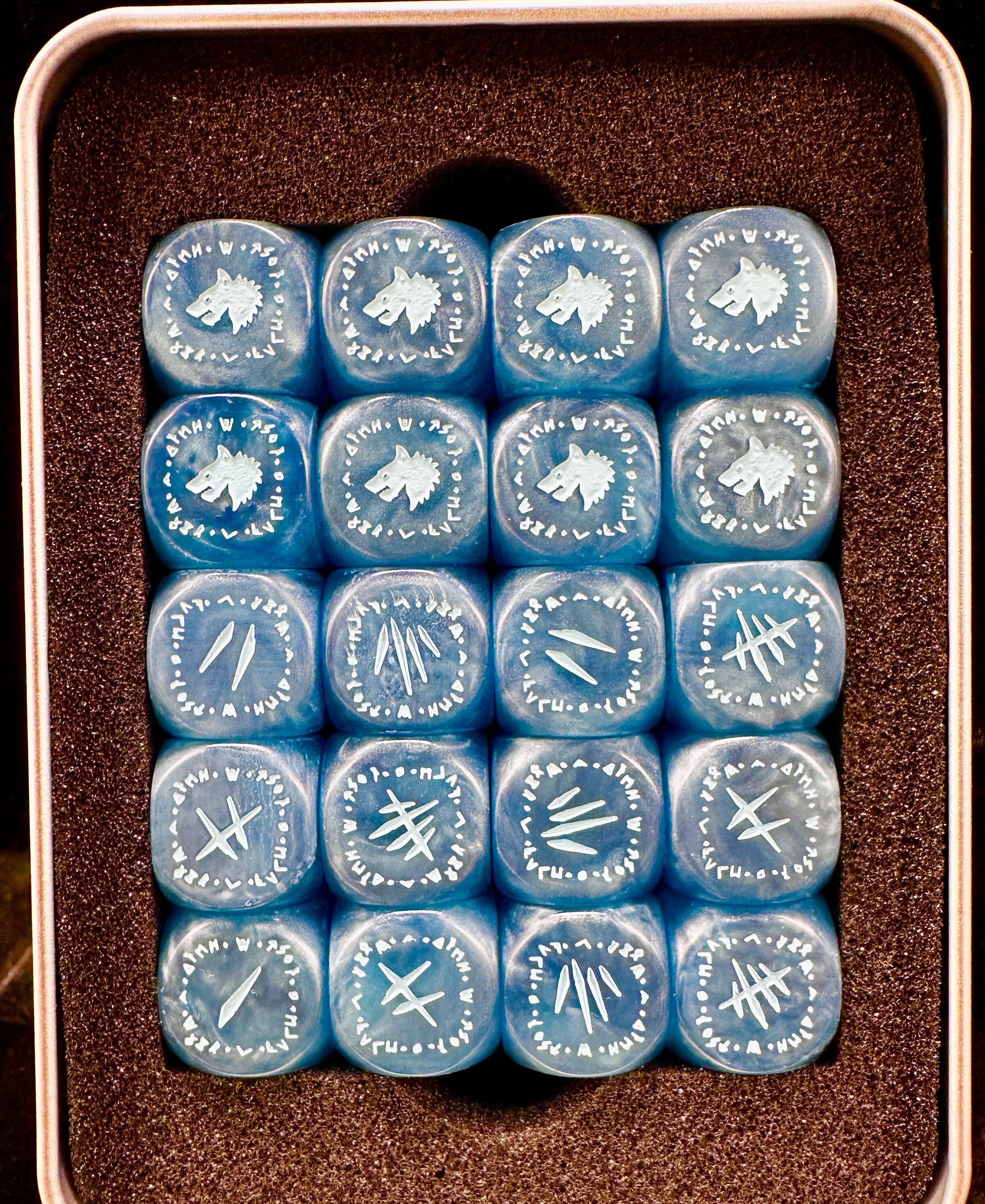 Warhammer 40K Space Wolves Ice Blue Swirl Pearlescent Acrylic D6 Dice