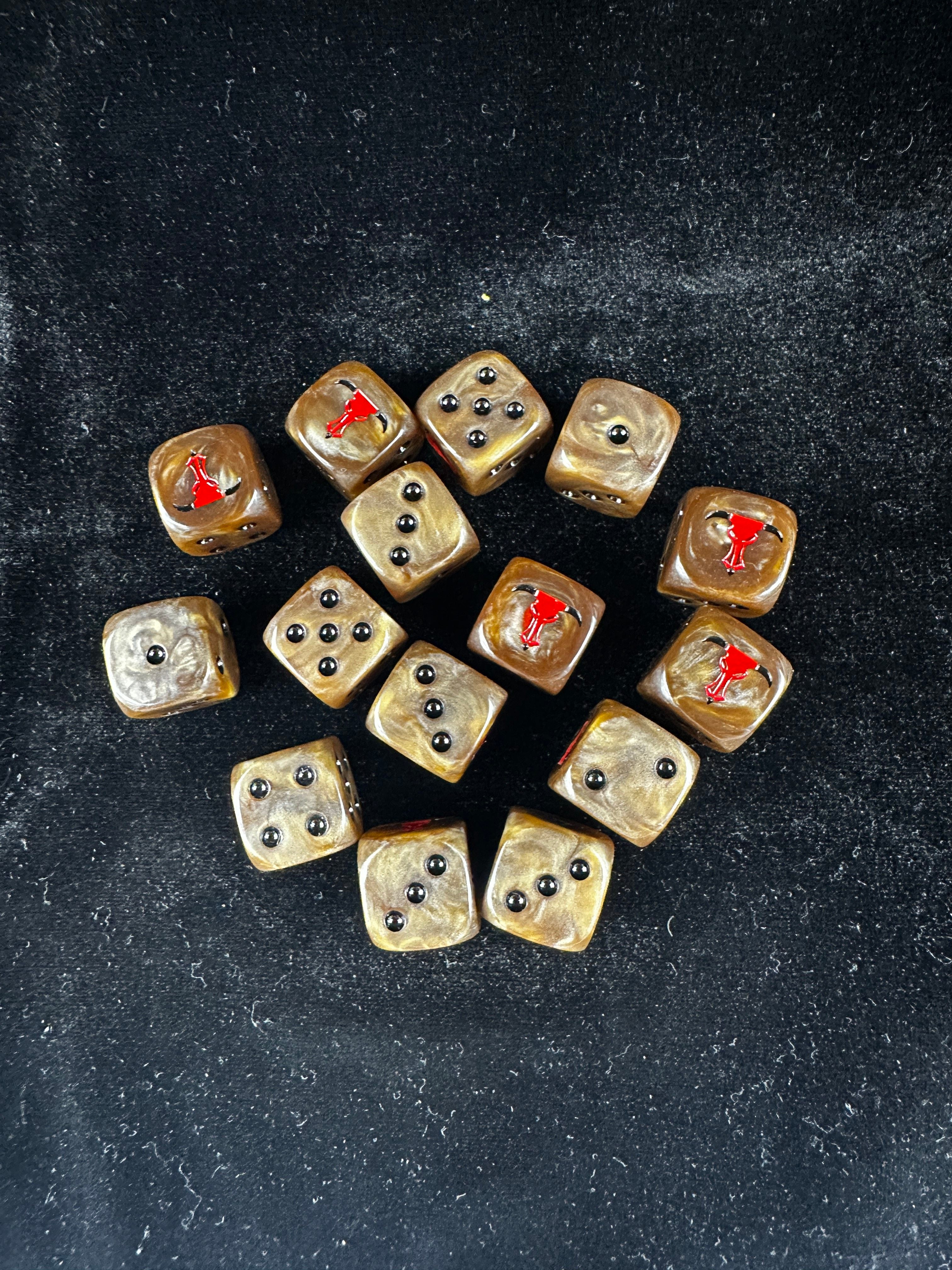Warhammer 40K Minotaurs Chapter D6 Dice Set – Custom Tabletop Gaming Dice