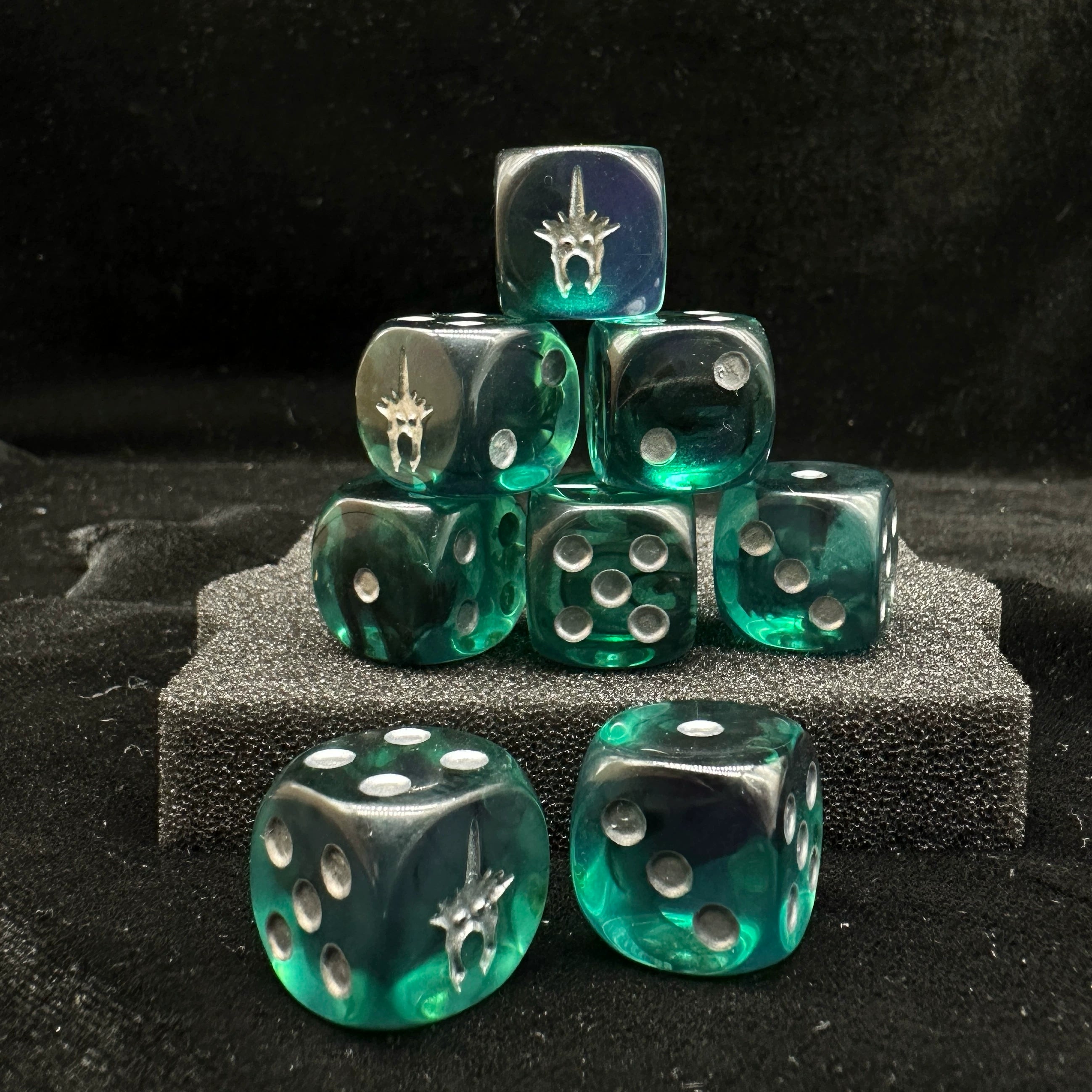 In-stock rounded corners, The Lord of the Rings, Angmar Dice Dice, Angmar Dice Set in stock, set of 8