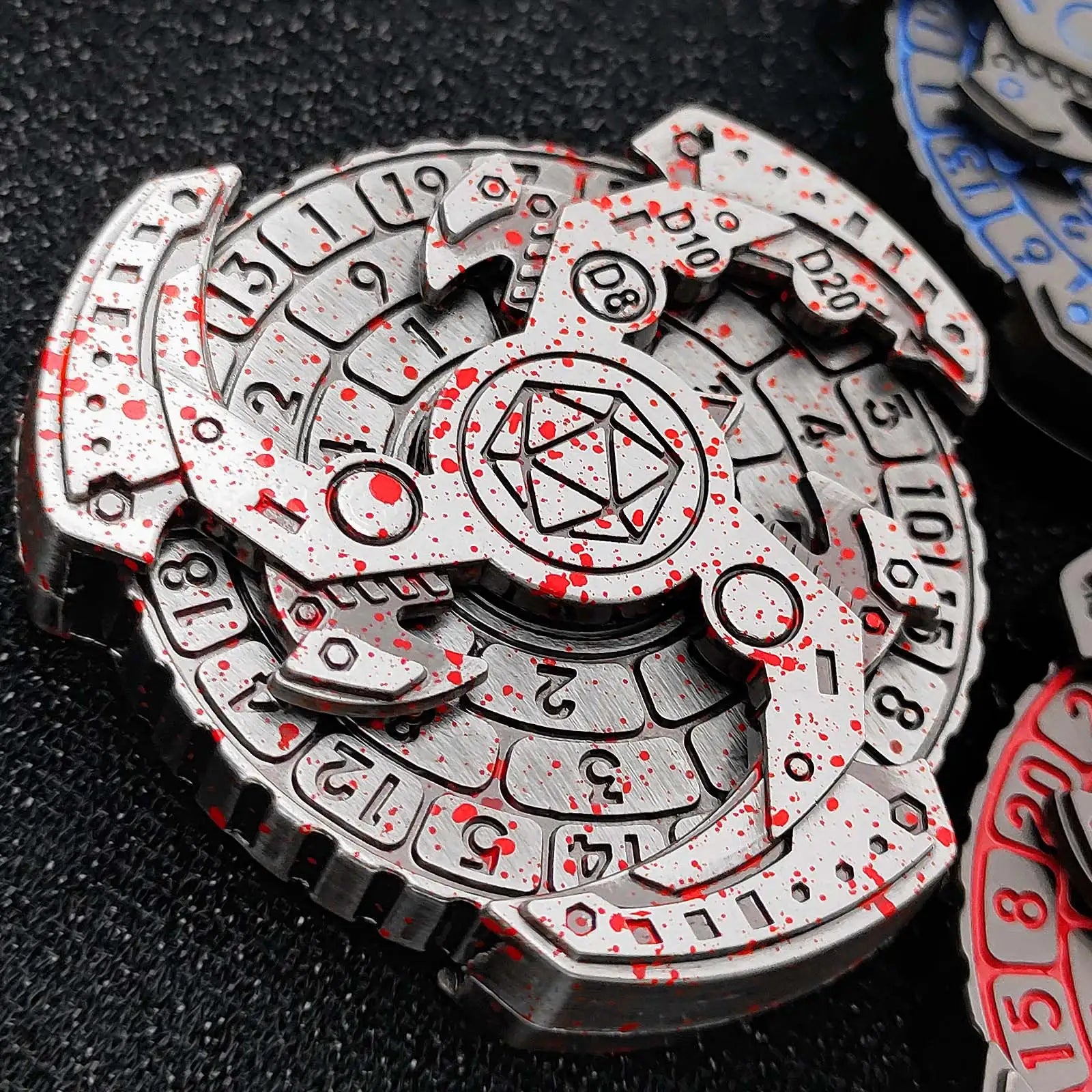 Unique bloodstained dice: 7 in 1 rotating mechanical knife fingertip roulette dice | Bear Dice