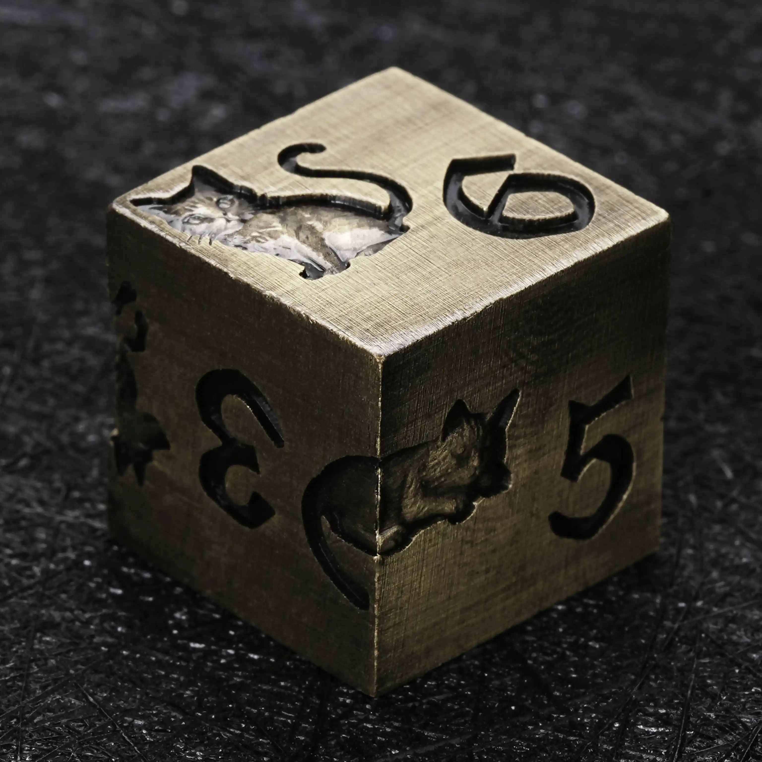 Metal D6 animal engraved dice for tabletop RPG BearDice