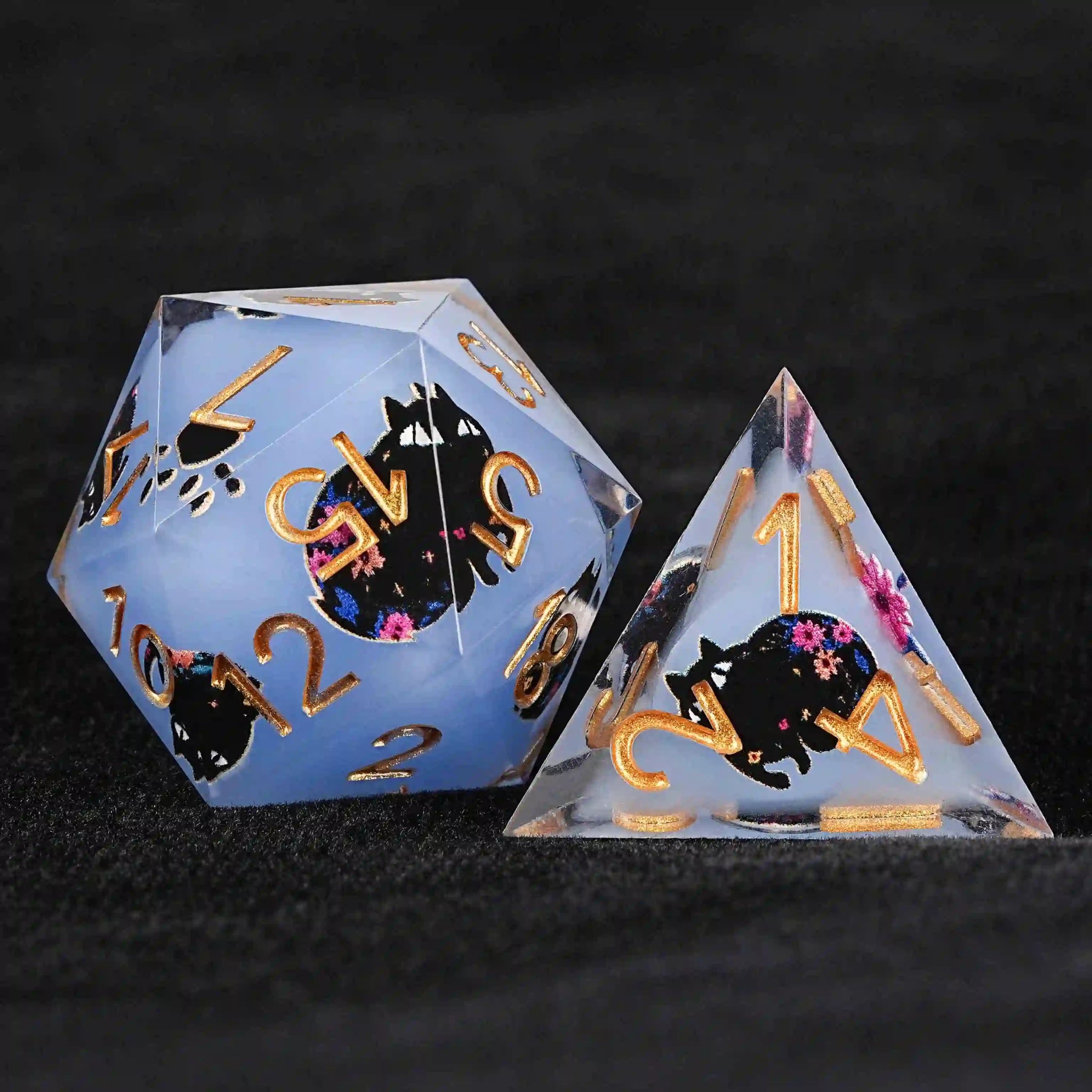 Cool dice sets: 7 gold font polyhedron dnd black cat resin dice - Bear Dice