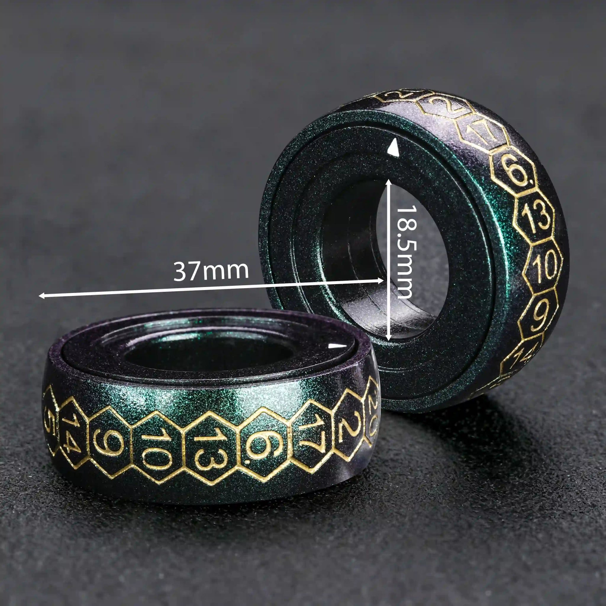 Cool Metal Fingertip Spinning D20 Dice Ring - Bear Dice