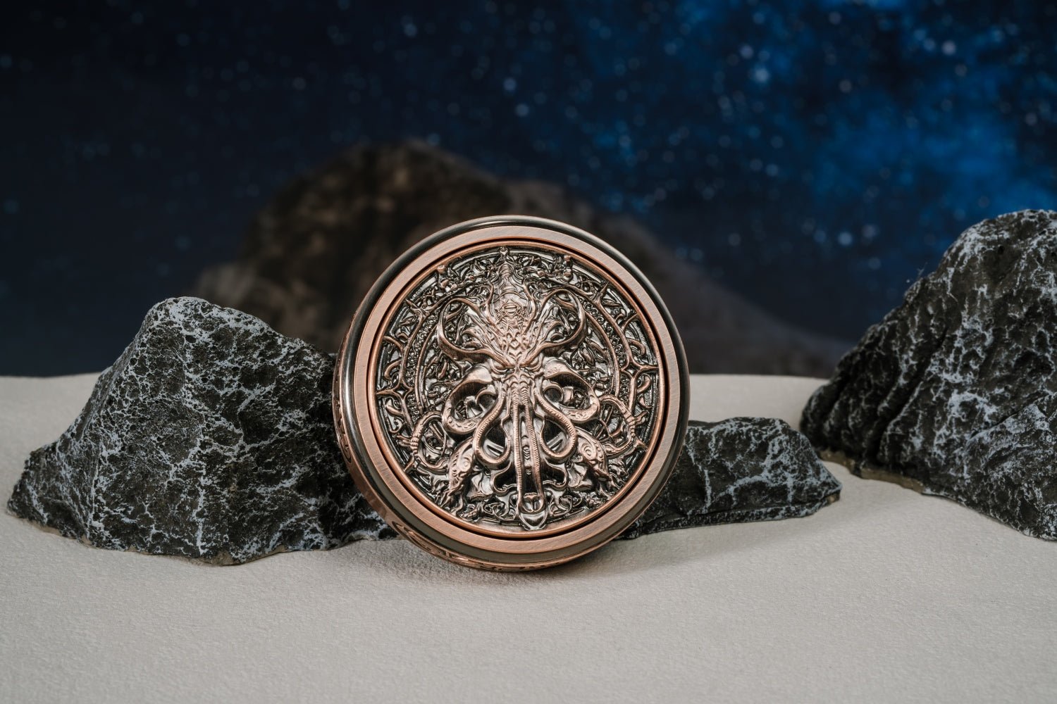 Dice Spinner — Multi - Functional Metal Wheel of Fortune DND Dice Spinner - Bear Dice