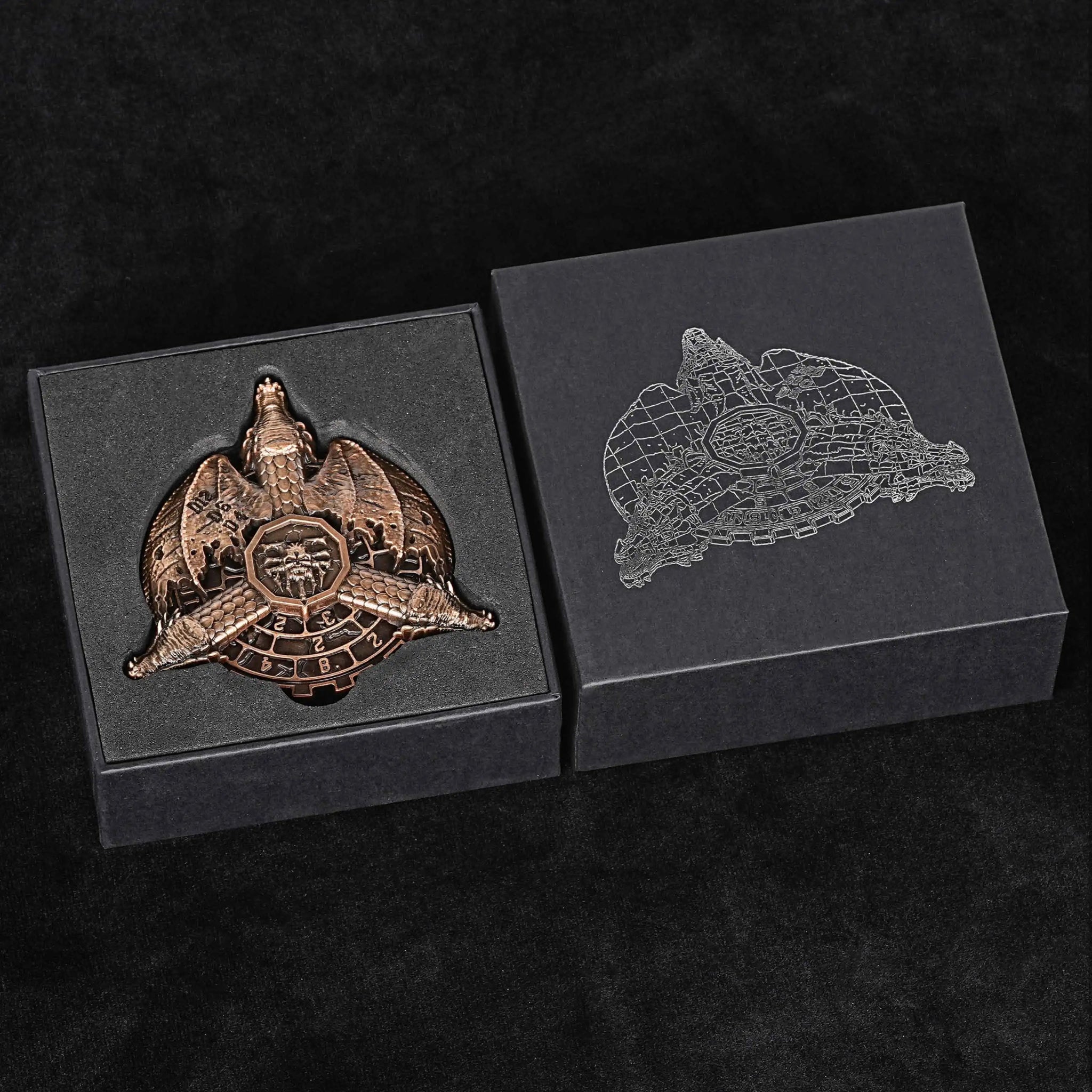 Dragon Wing Blood Badge - Cool Fidget Spinner Metal DND Dice Set - Bear Dice