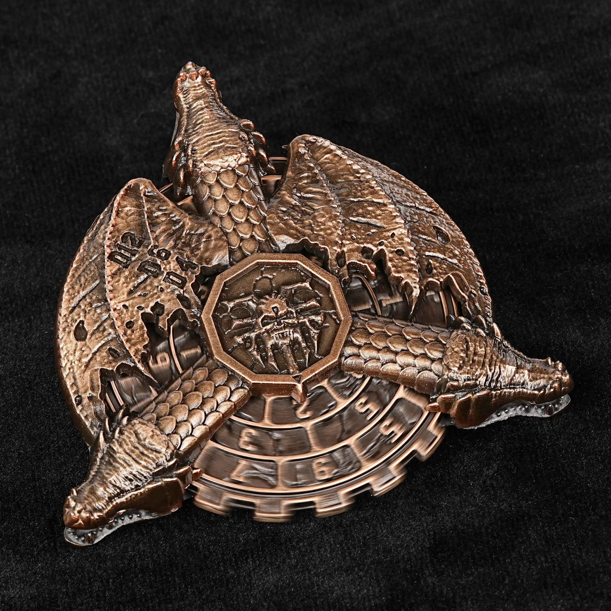 Dragon Wing Blood Badge - Cool Fidget Spinner Metal DND Dice Set - Bear Dice