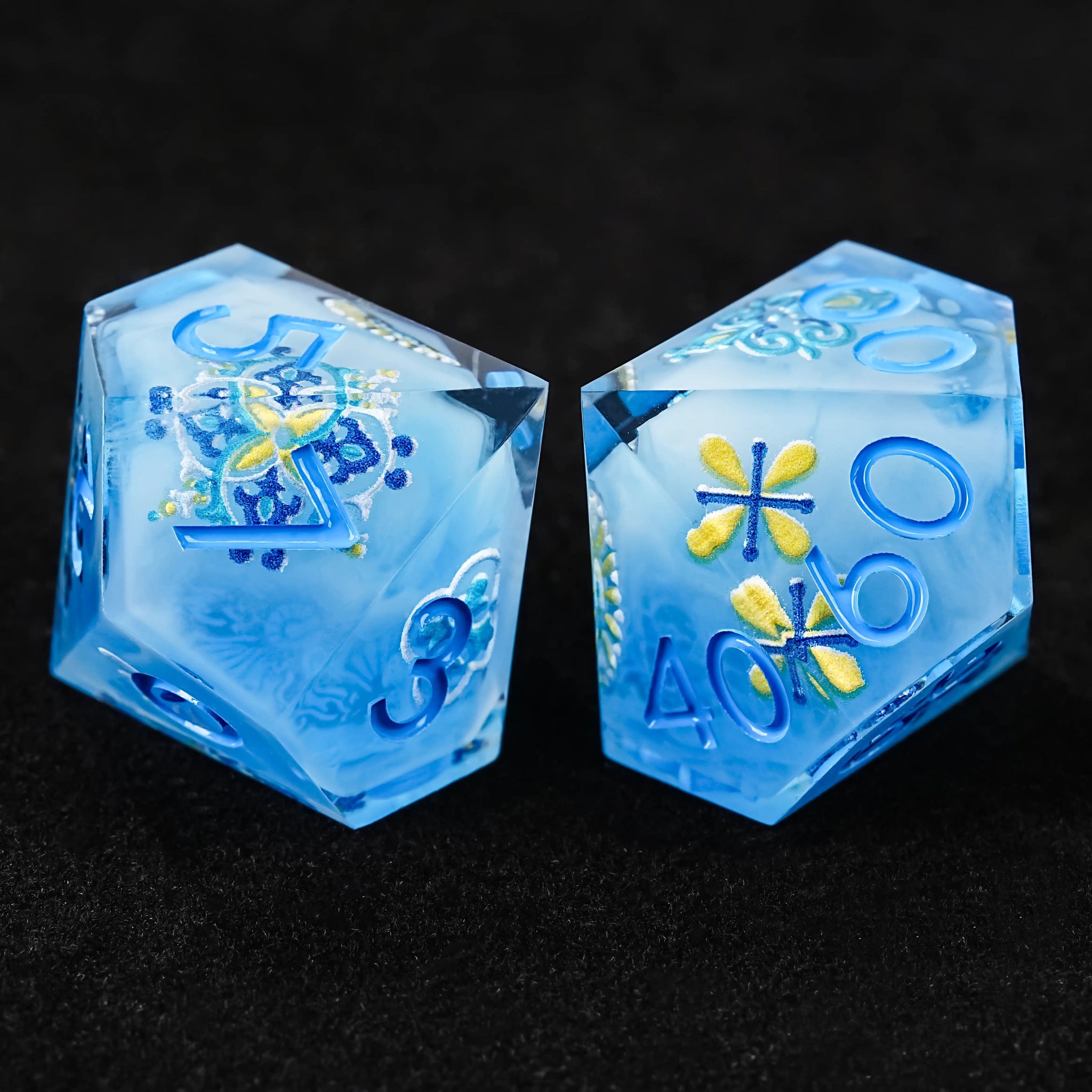 Glacier Blue Floral Bloom D&D Dice Set - Bear Dice