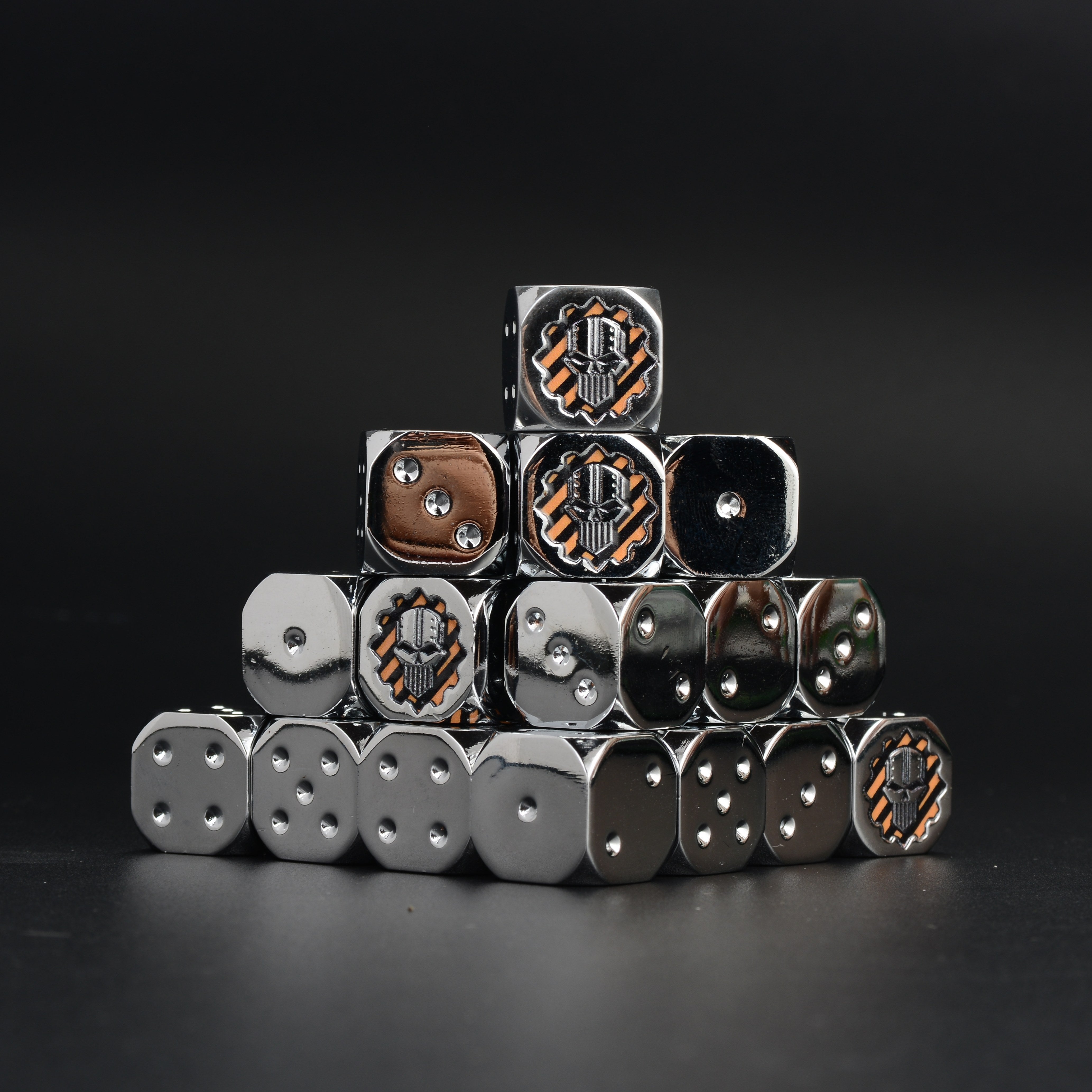Metal Warhammer 40K Necron Skull D6 Dice Set of 20 — Full Chrome Pyramid Stack with Skull Engravings | Bear Dice
