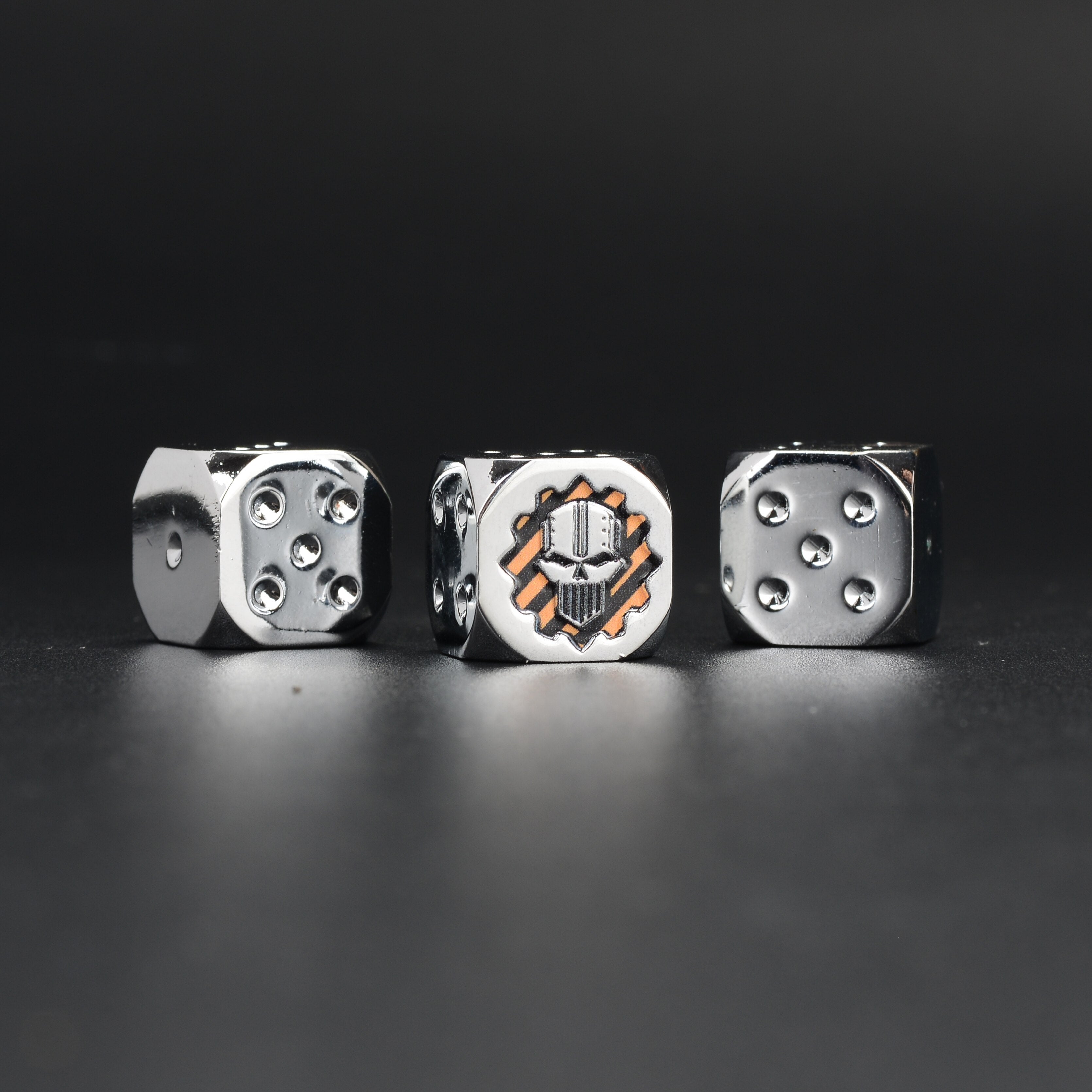 Metal Warhammer 40K Necron Skull D6 Dice — Three-Angle View Showing Skull Face and Pip Sides | Bear Dice