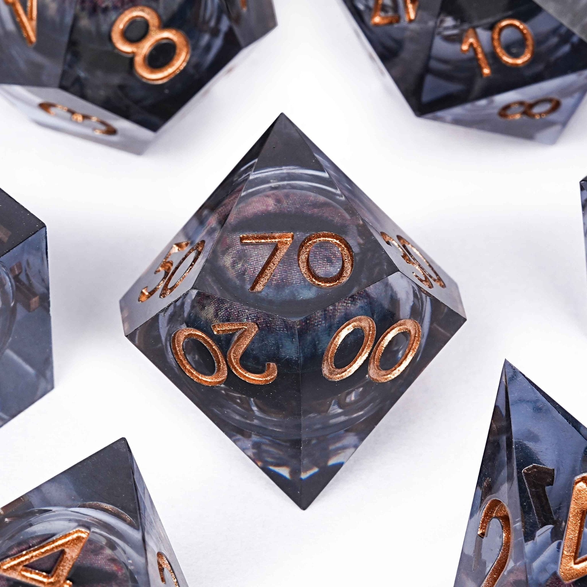 Sharp - edged black dragon's eye transparent liquid core resin DND dice set + copper font - Bear Dice
