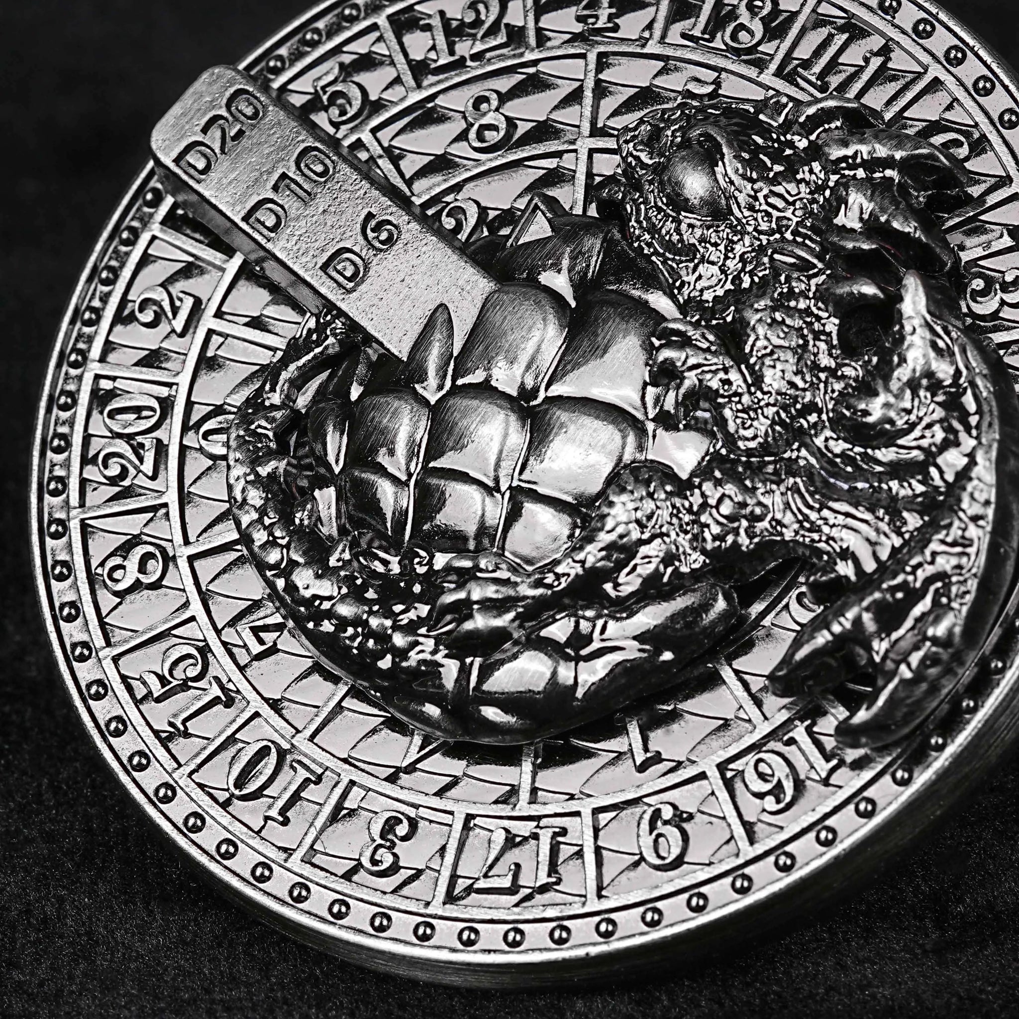 Unique Metal Dice Spinner Dragon Egg Fidget Spinner Dice - Bear Dice