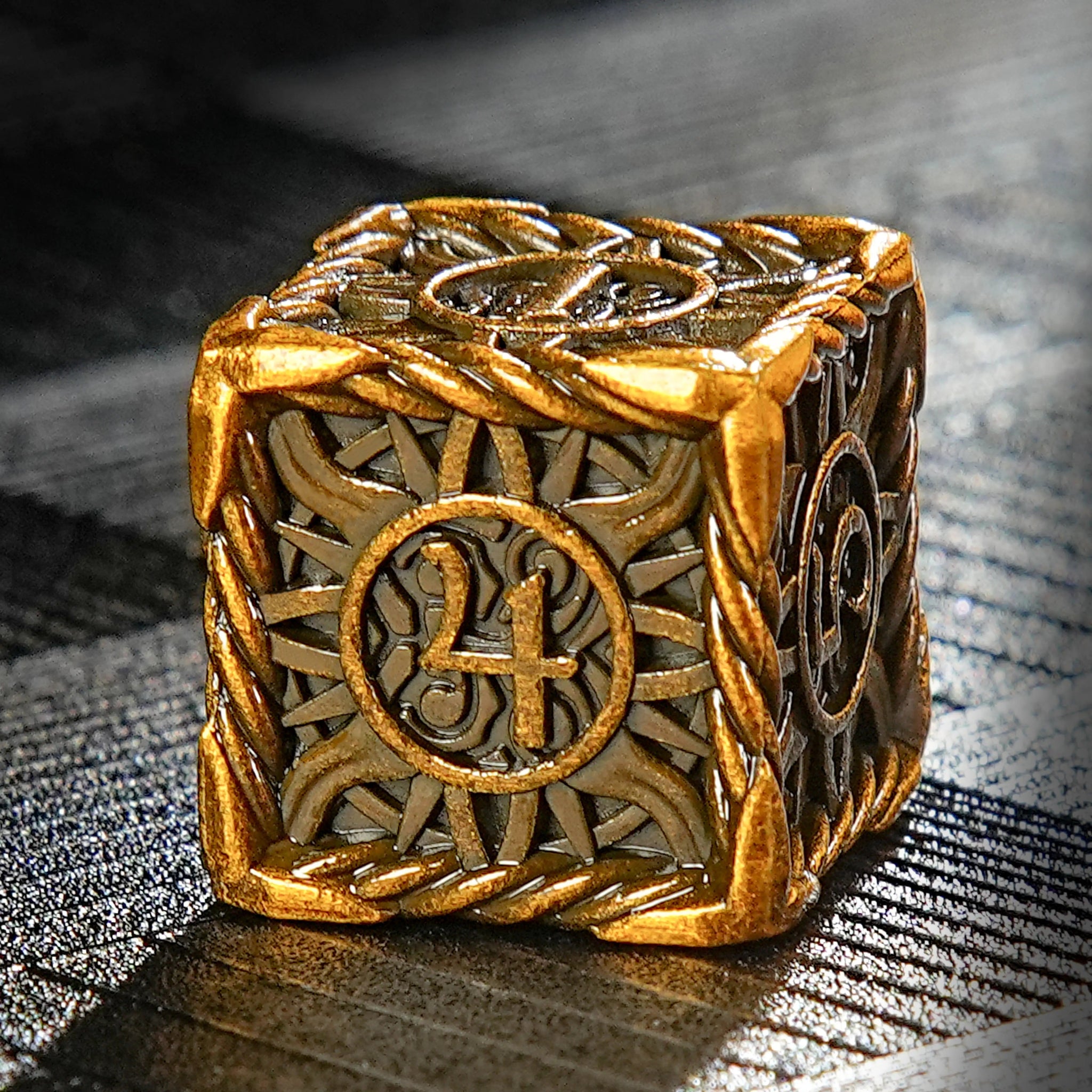 Vintage Sun Pattern Antique Gold Solid Metal RPG Dice Set - Bear Dice