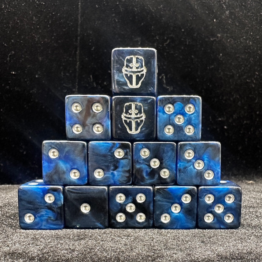Warhammer 40K Imperial Knight Acrylic D6 Dice pyramid stack showing engraved helmet on 6-face | Bear Dice