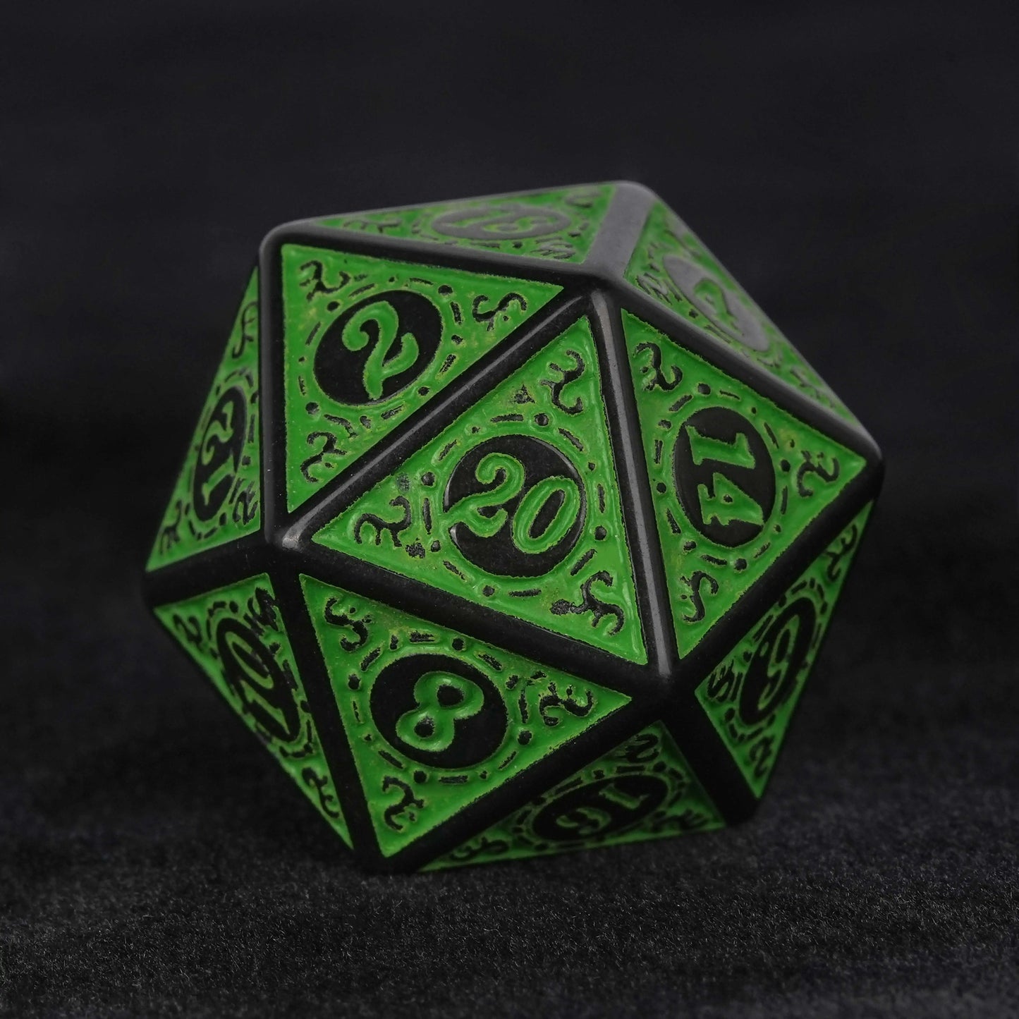 Green Magic Pattern Acrylic DND D20 Dice | Bear Dice