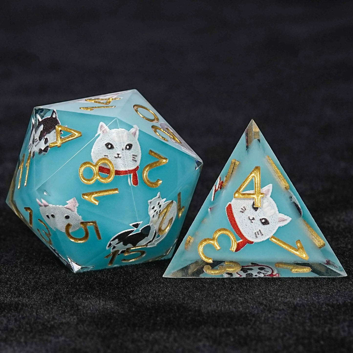 Vintage blues cat resin dnd d20 dice + d4 dice + gold numbers | Bear Dice